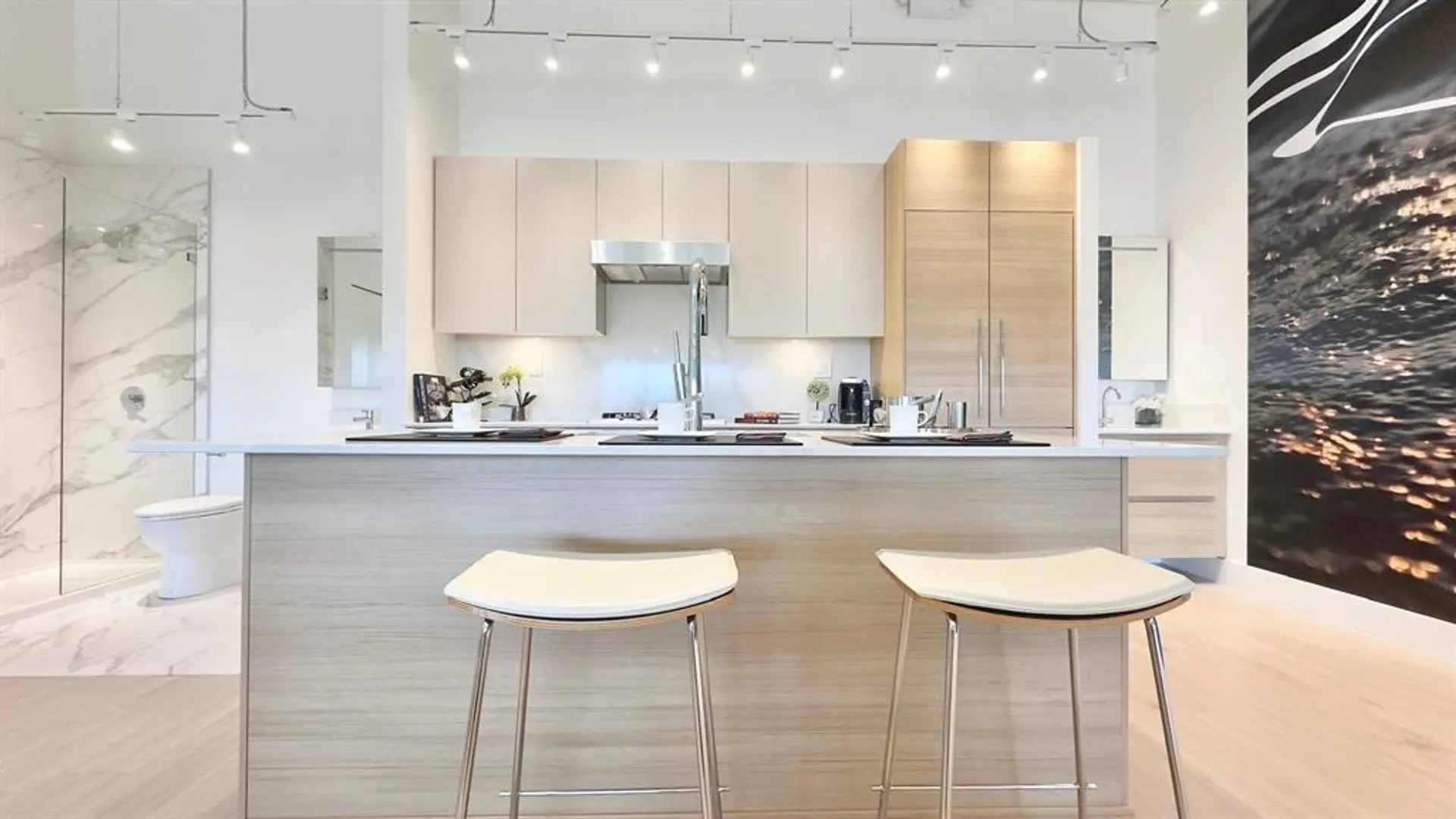 #35 10333 River Drive - Image 2