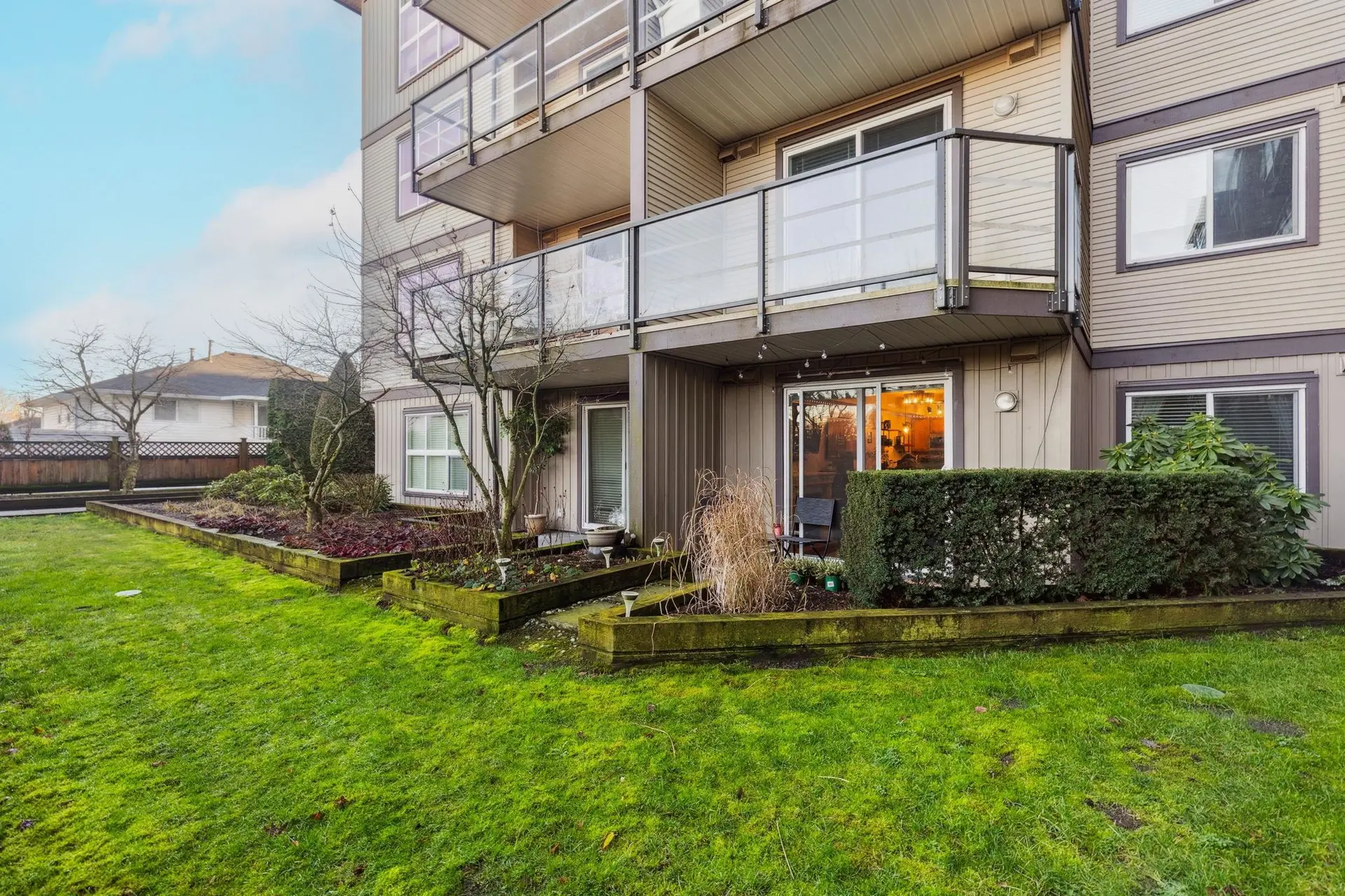 #111 30525 Cardinal Avenue - Image 4