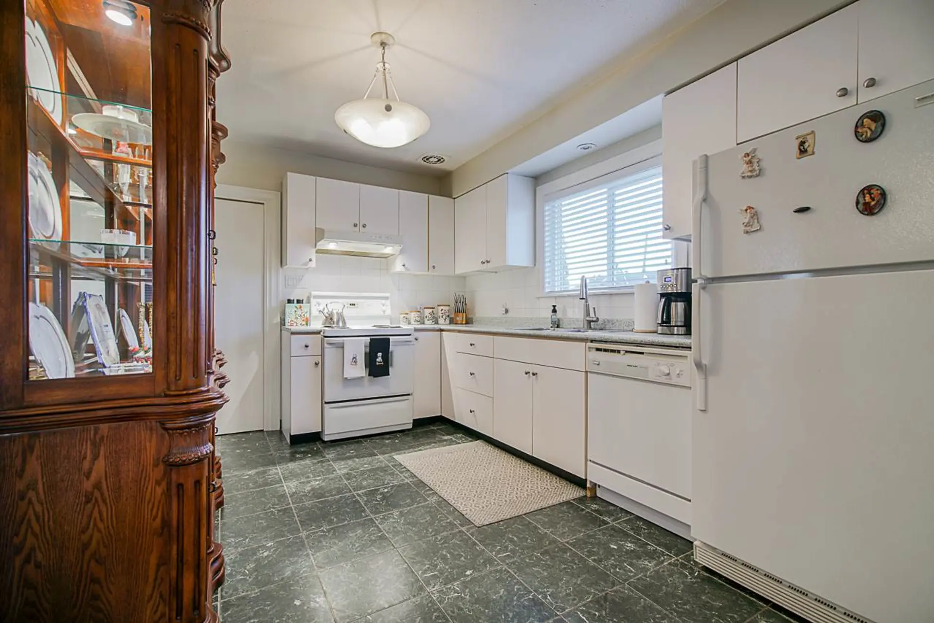 7774 Berkley Street - Image 11
