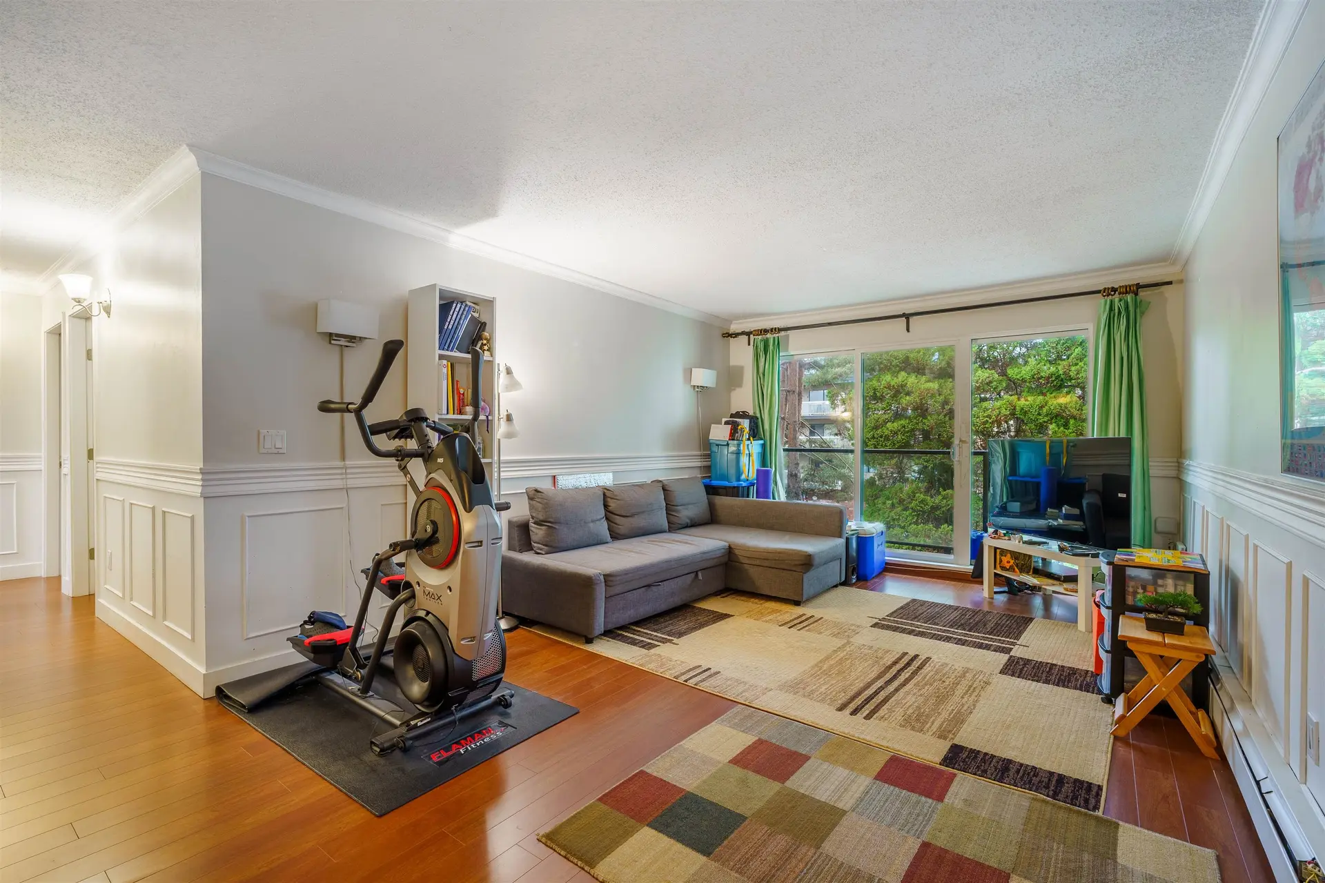 #304 327 W 2nd Street - Image 1
