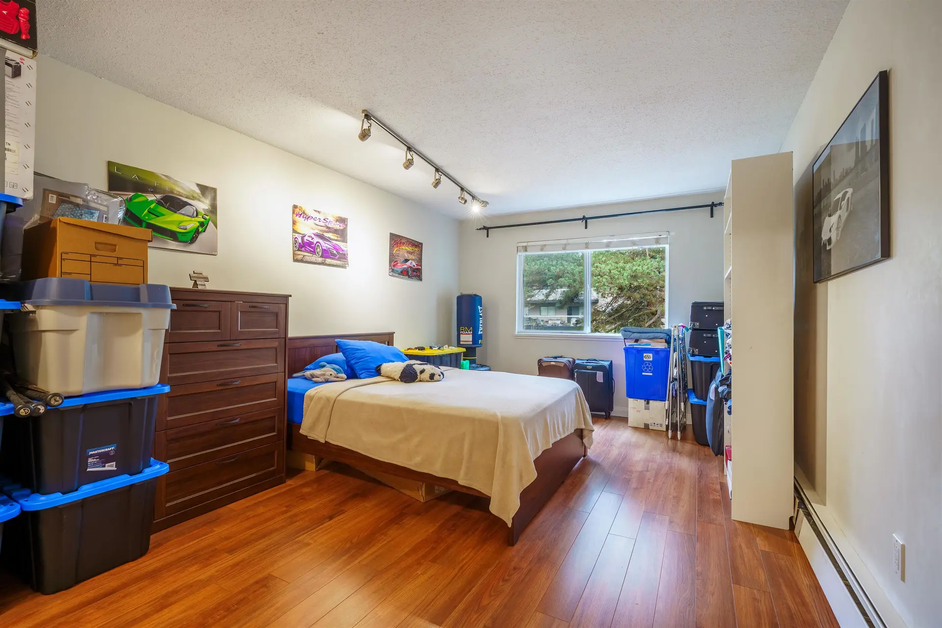 #304 327 W 2nd Street - Image 9