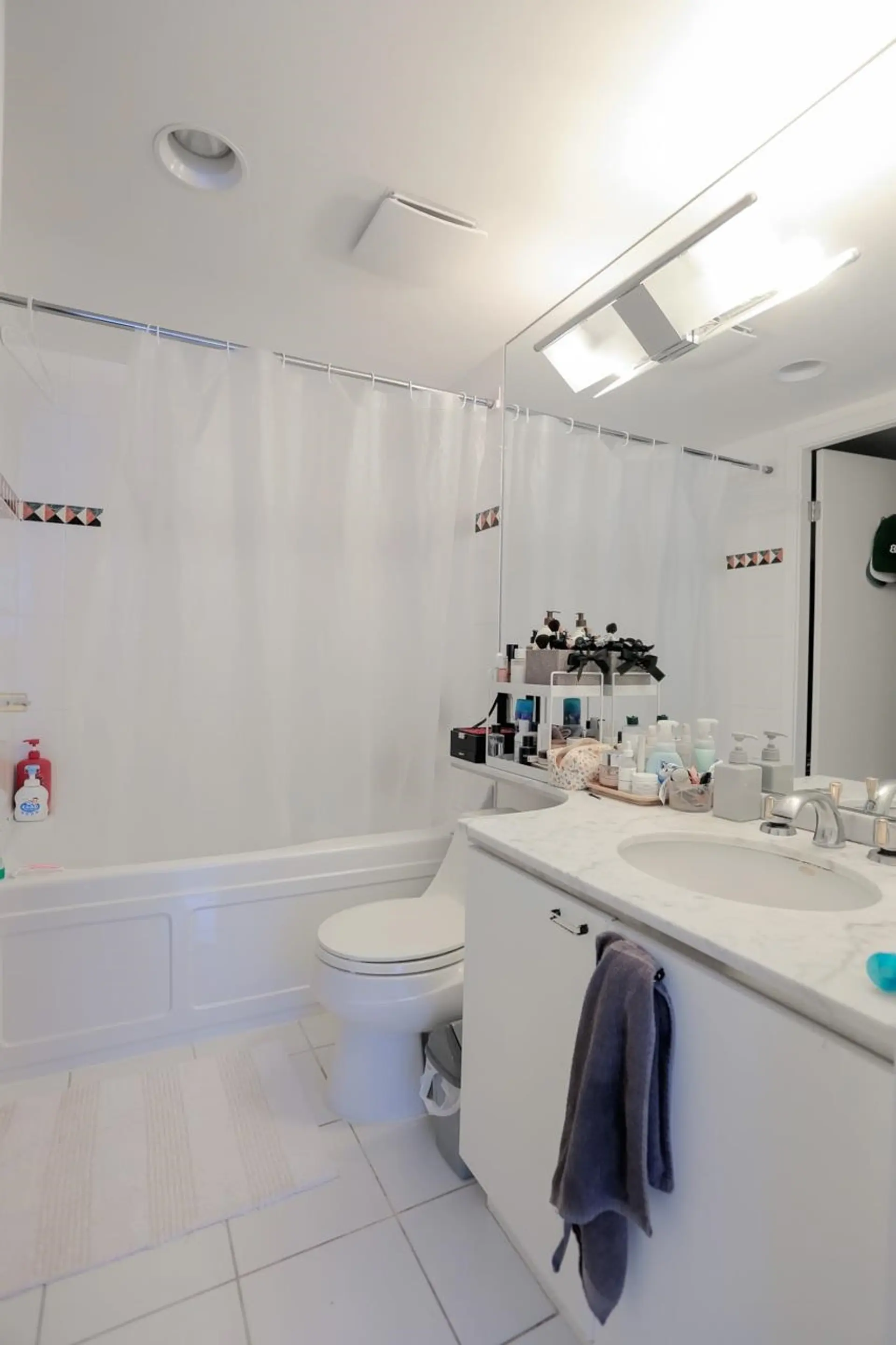 Property at #1301 1288 ALBERNI STREET, Vancouver, BC