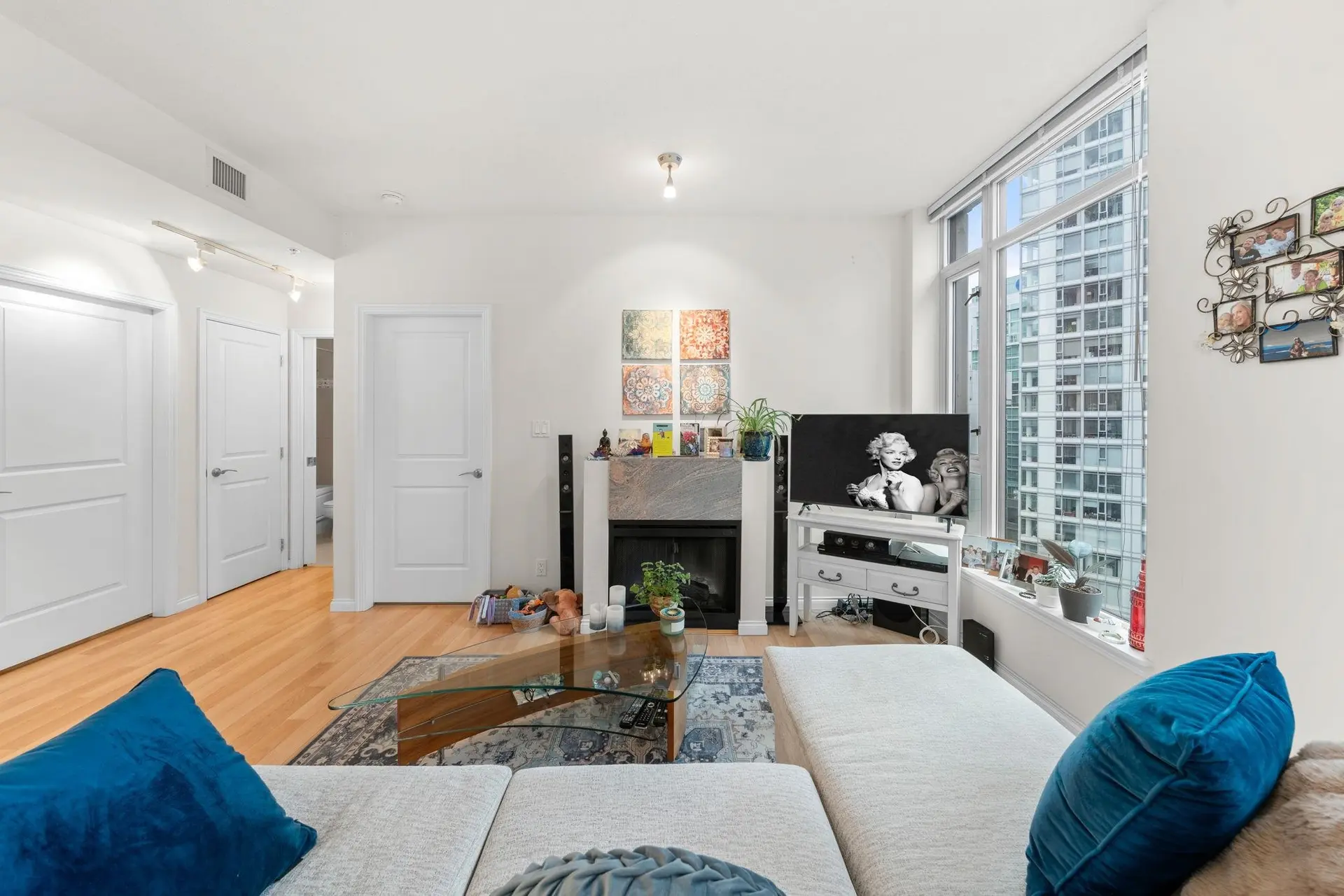 #1101 1211 Melville Street - Image 5