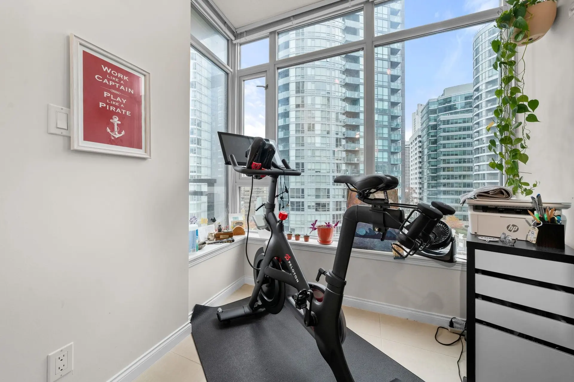 #1101 1211 Melville Street - Image 10