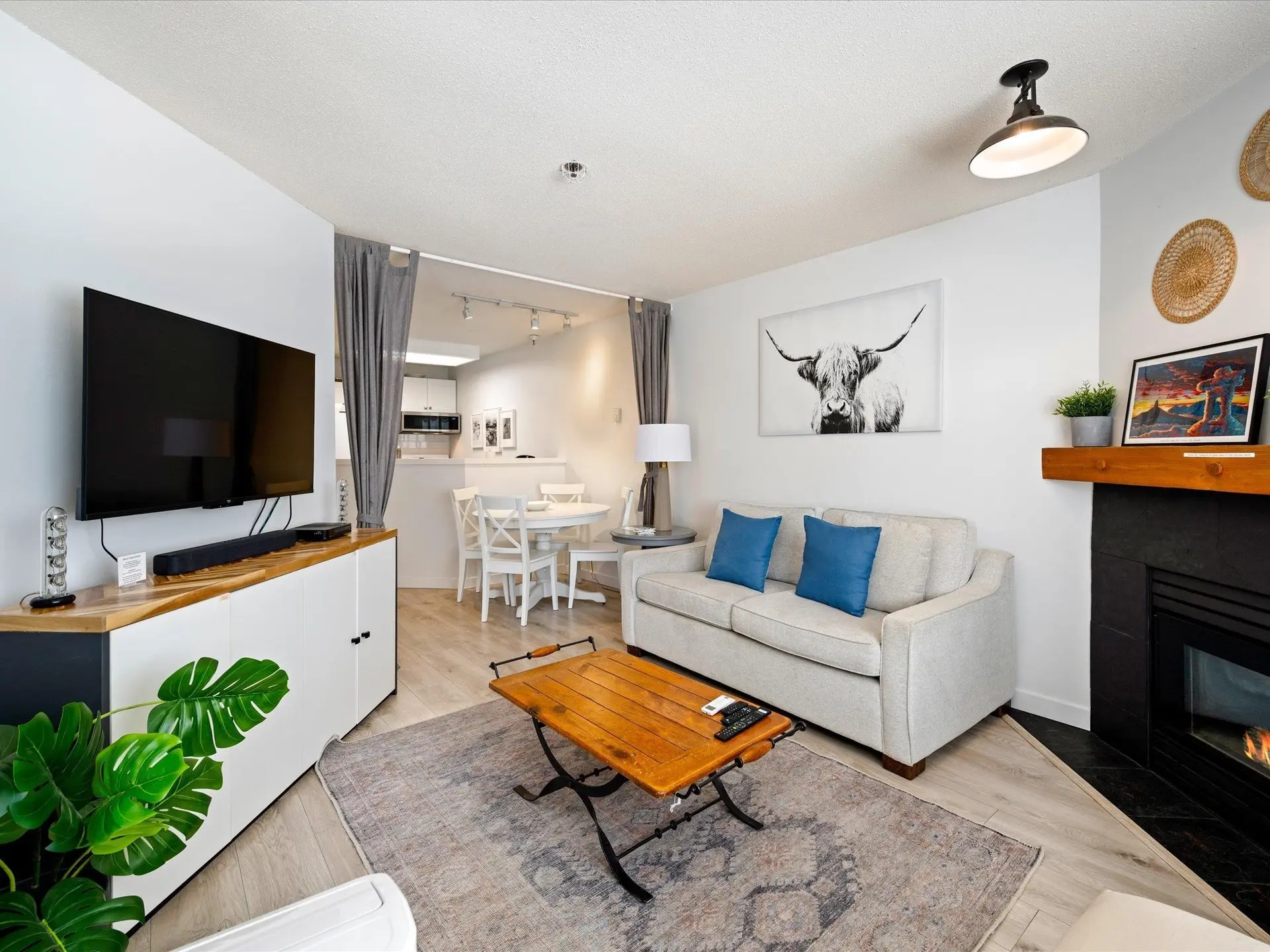#253 4340 Lorimer Road - Image 2