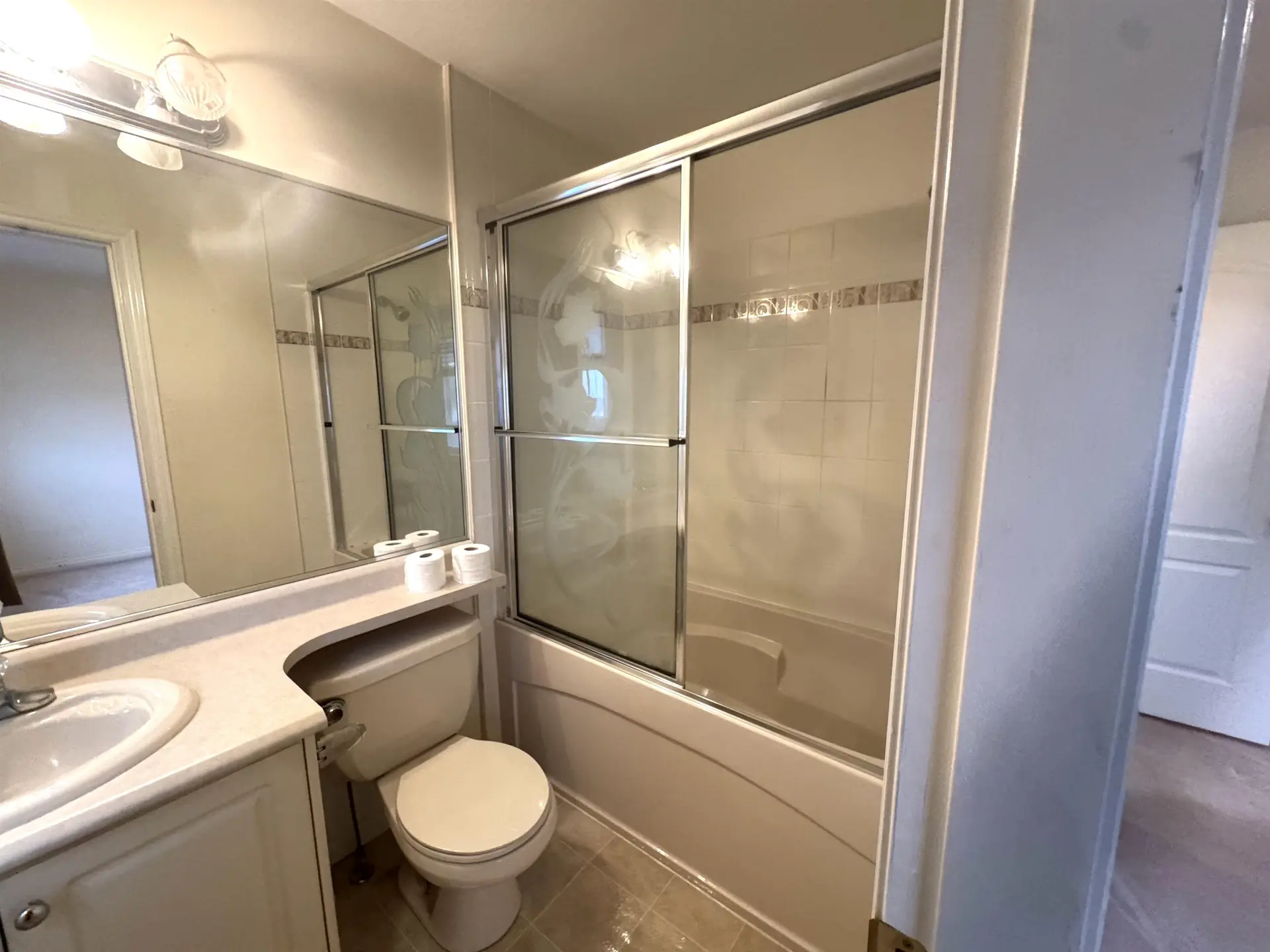 12655 67b Avenue - Image 15