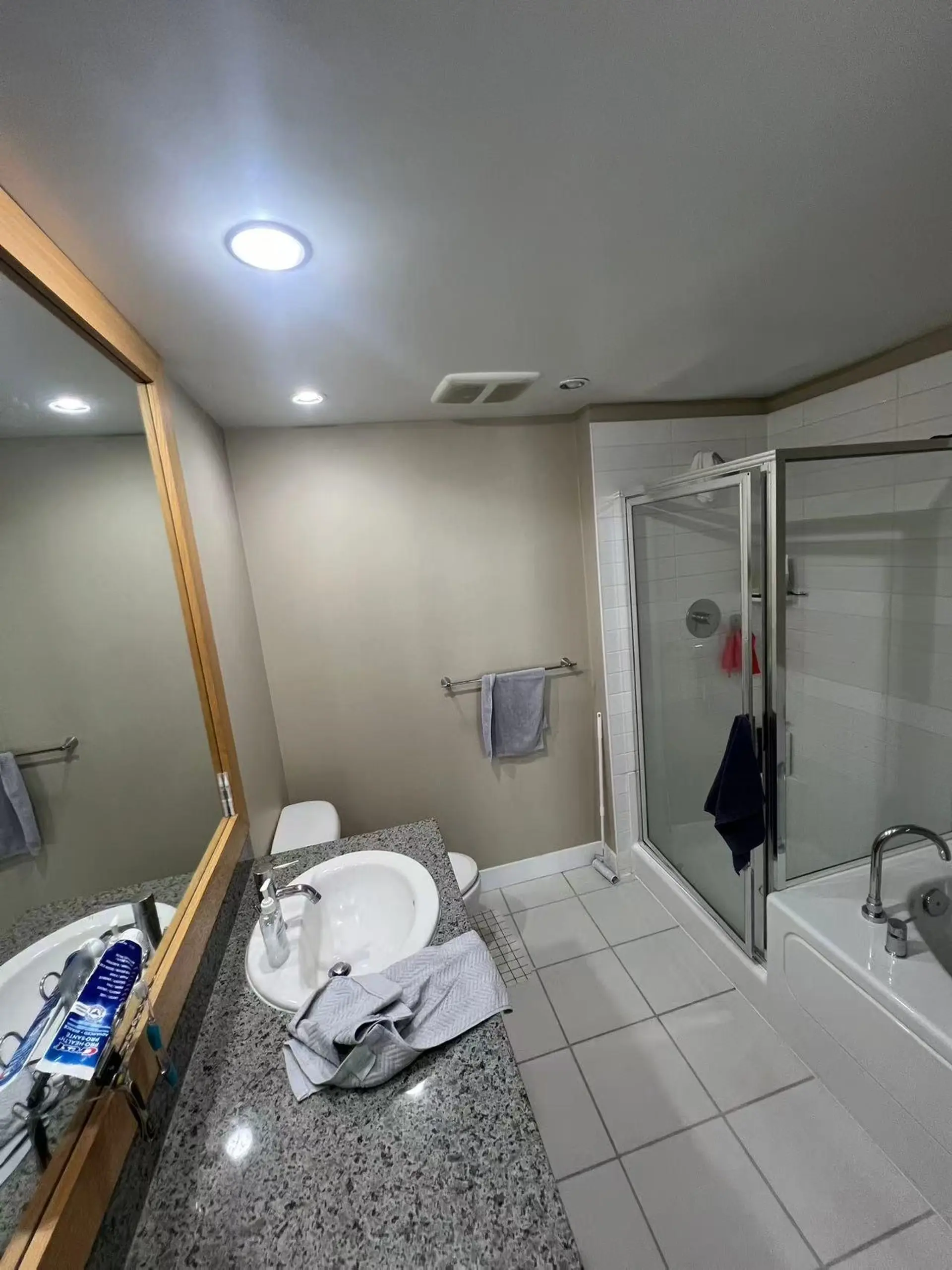 #901 9222 University Crescent - Image 18