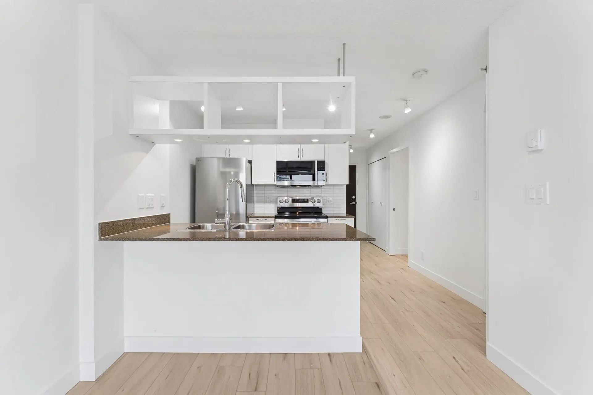 #1532 938 Smithe Street - Image 4