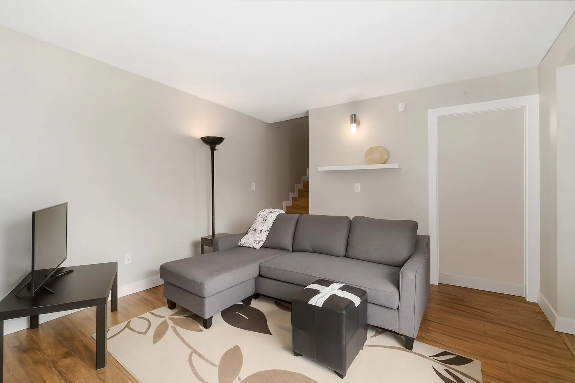 #5 314 Highland Way - Image 6