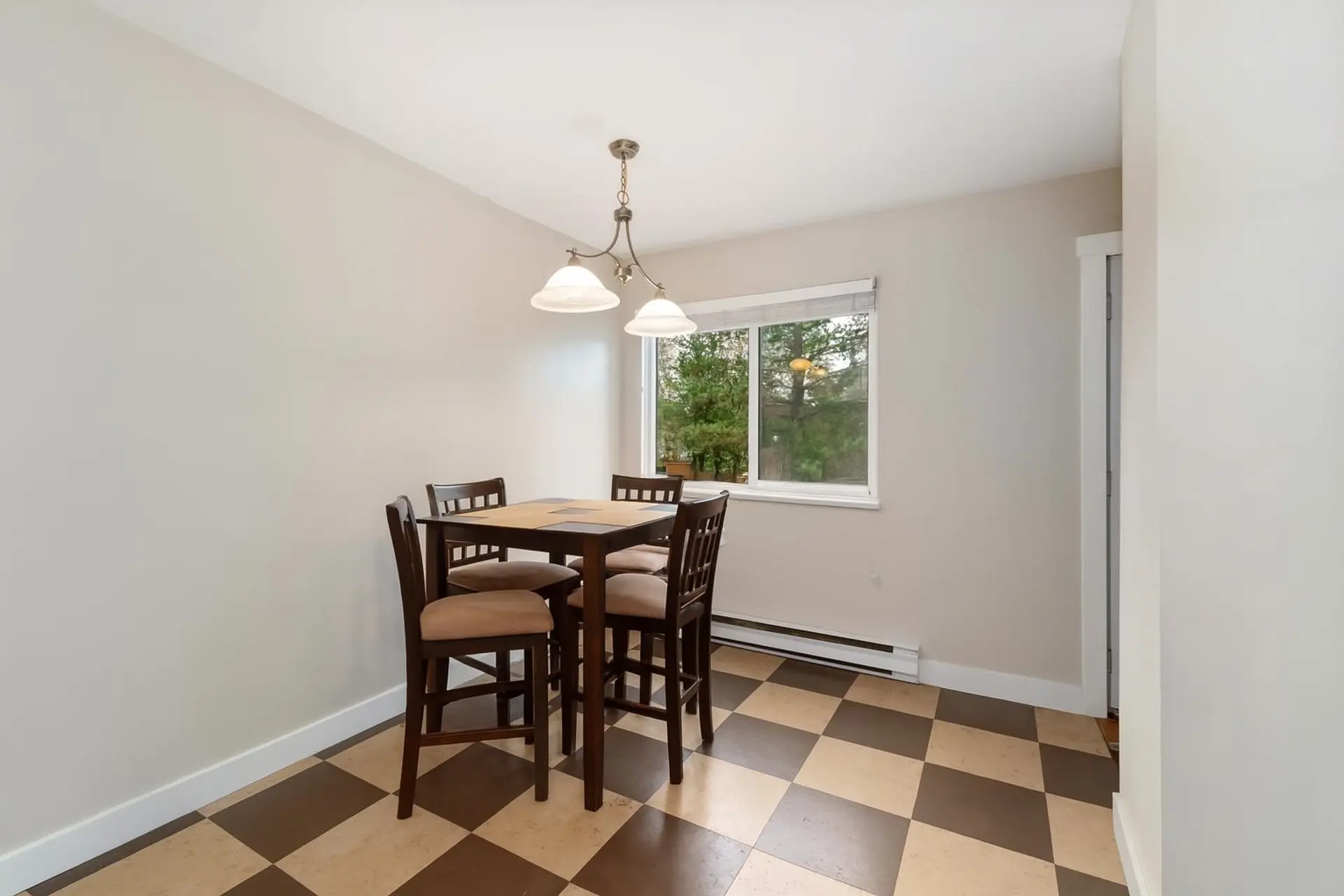 #5 314 Highland Way - Image 4