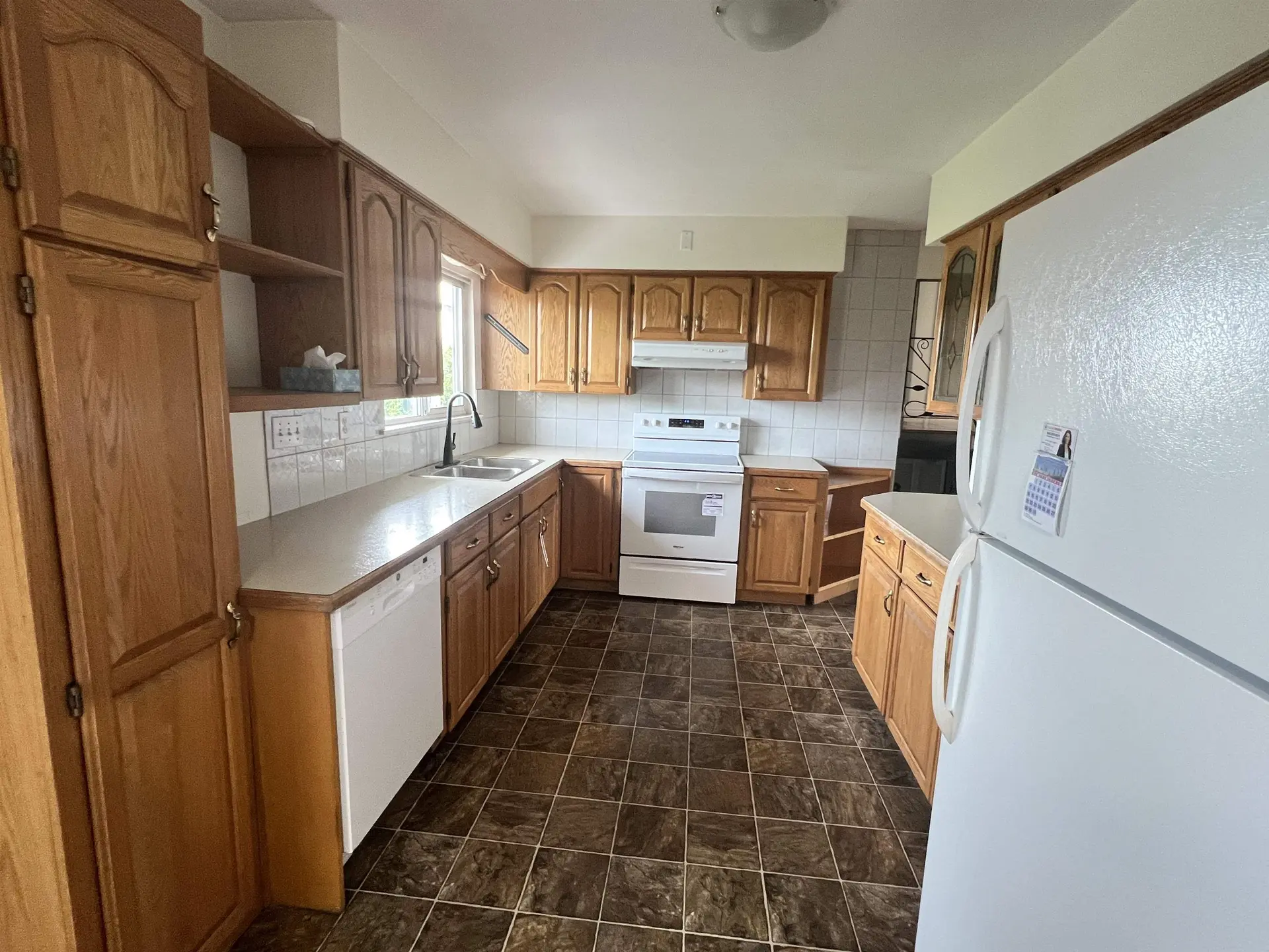 217 Pembina Street - Image 4