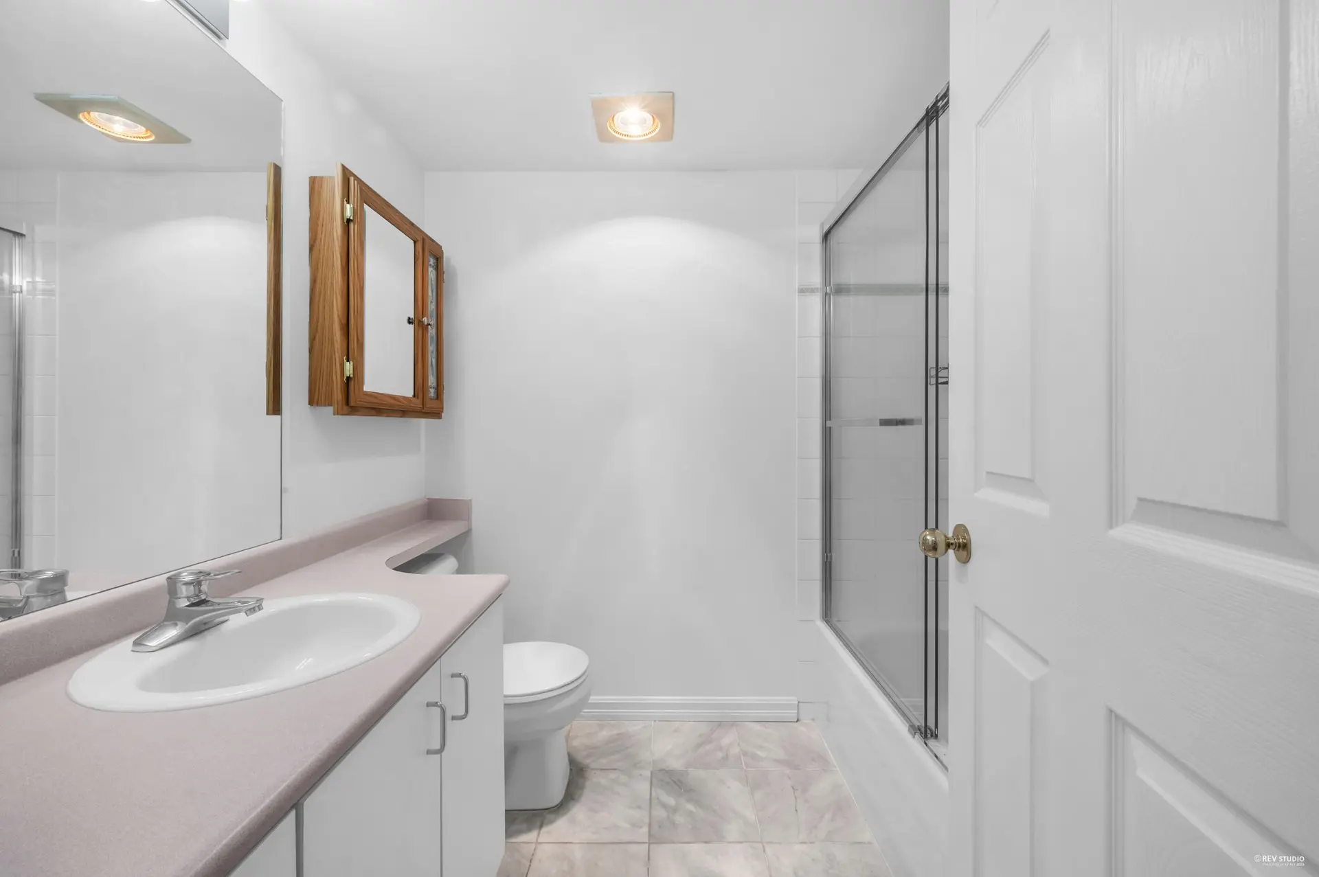 #411 525 Agnes Street - Image 15