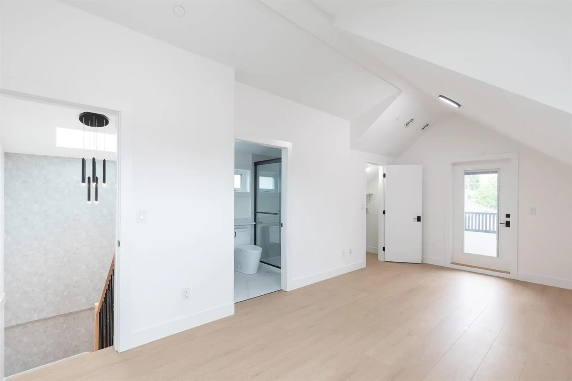 #2 6964 Inverness Street - Image 15