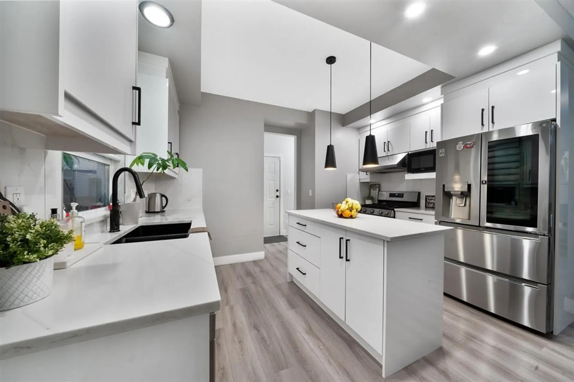 19461 62 Avenue - Image 3