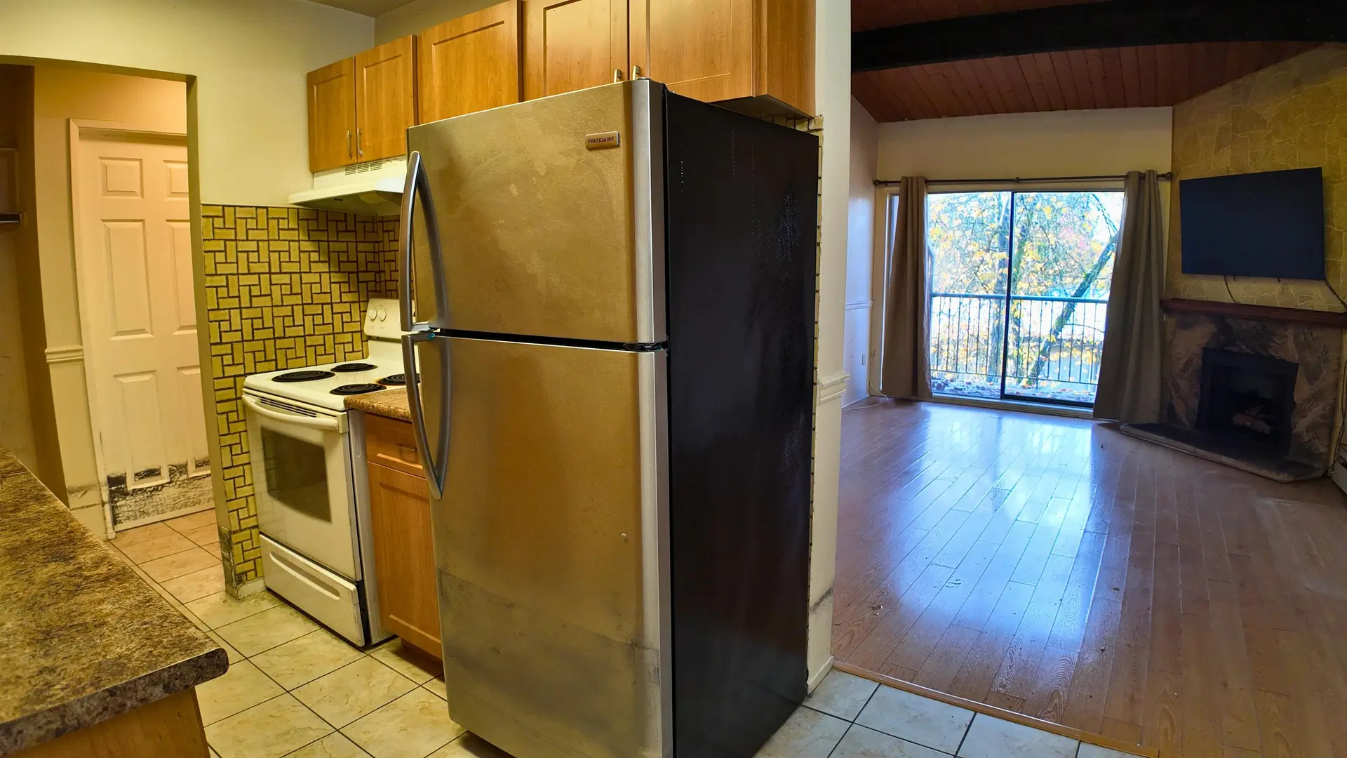 #309 9101 Horne Street - Image 12
