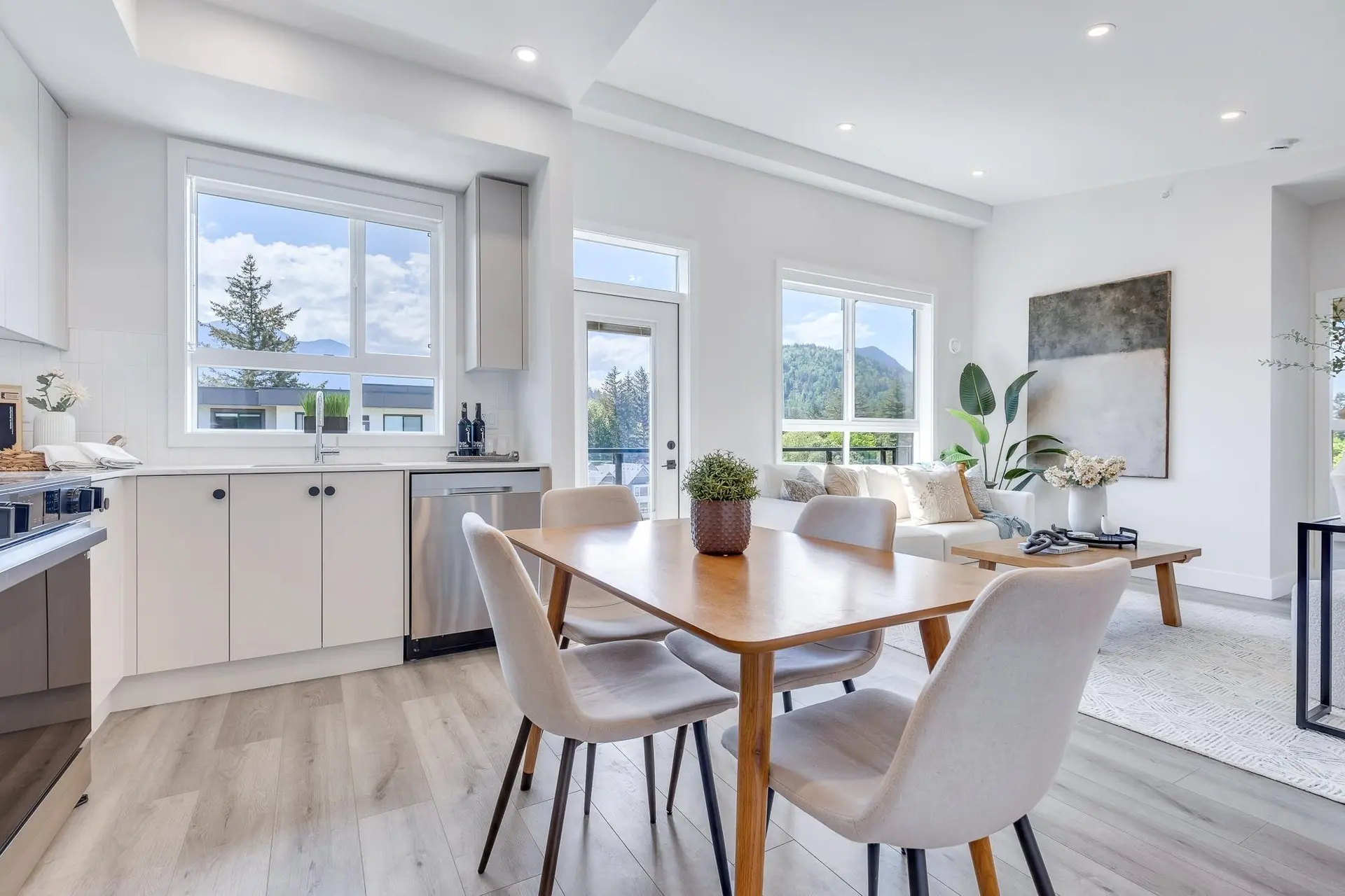 Property at #403 45497 CAMPUS DRIVE, Chilliwack, BC