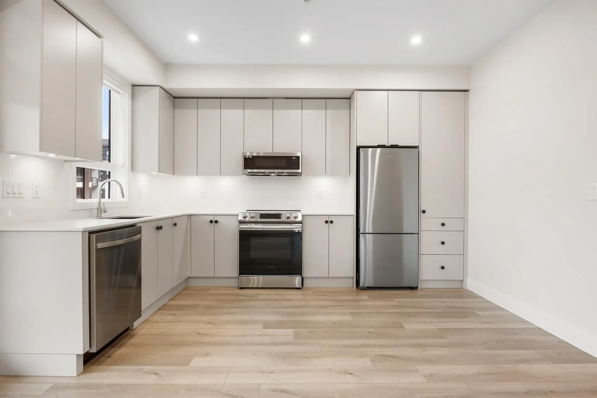 Property at #510 45505 CAMPUS DRIVE, Chilliwack, BC