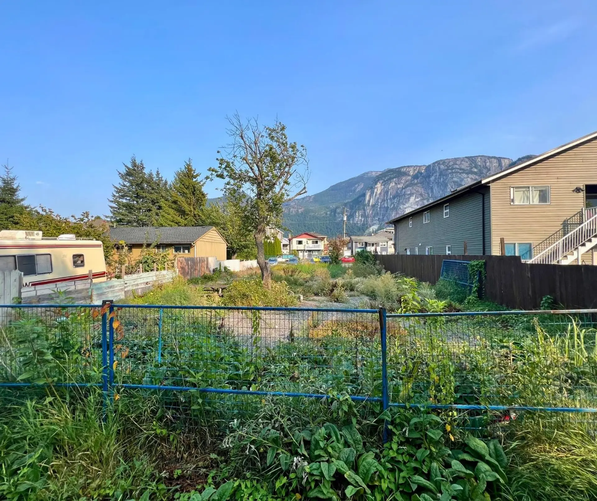 Property at 38083 FOURTH AVENUE, Squamish, BC