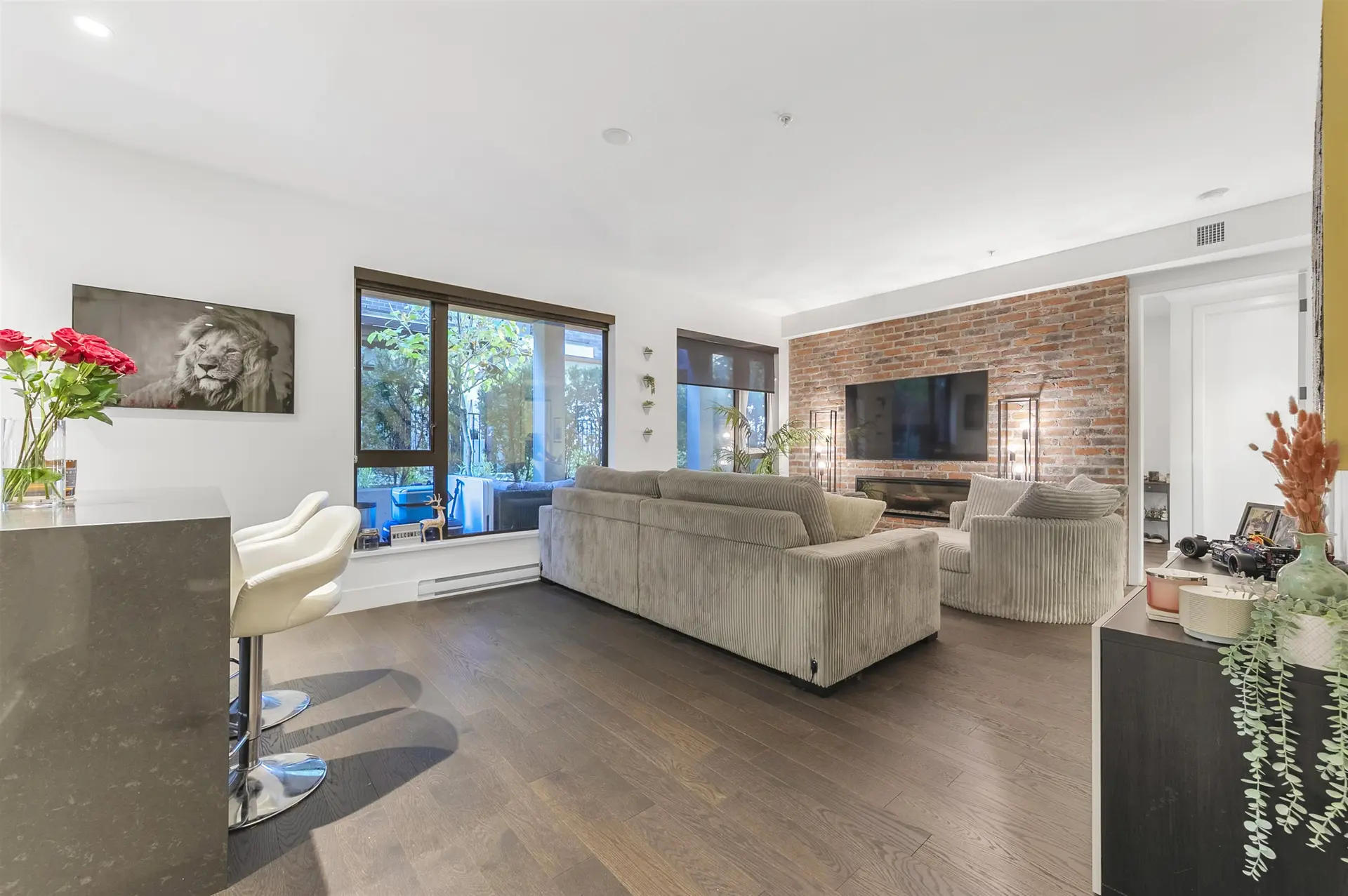 #216 83 Moody Street - Image 3