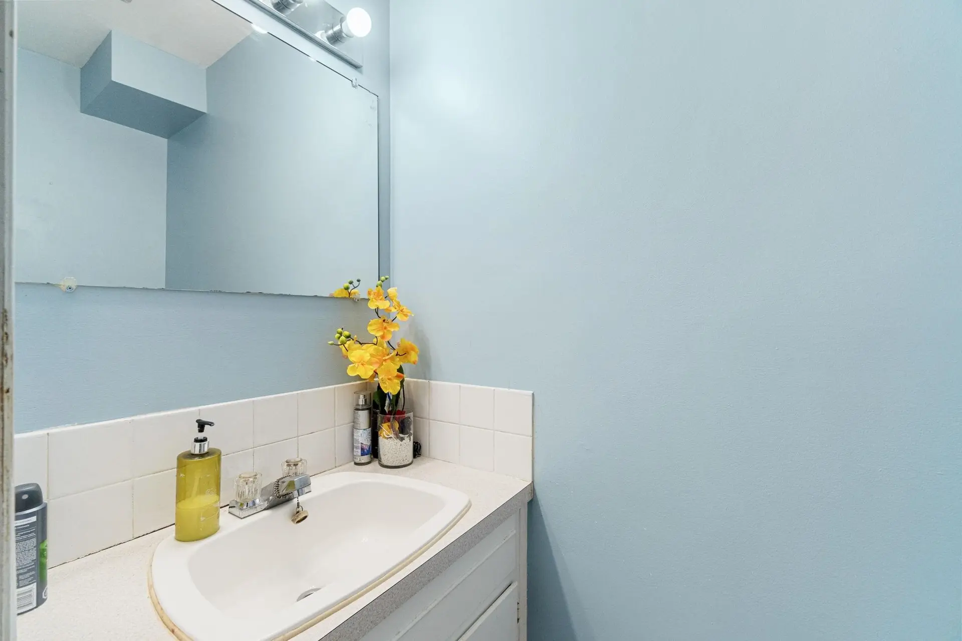 #12 32310 Mouat Drive - Image 12
