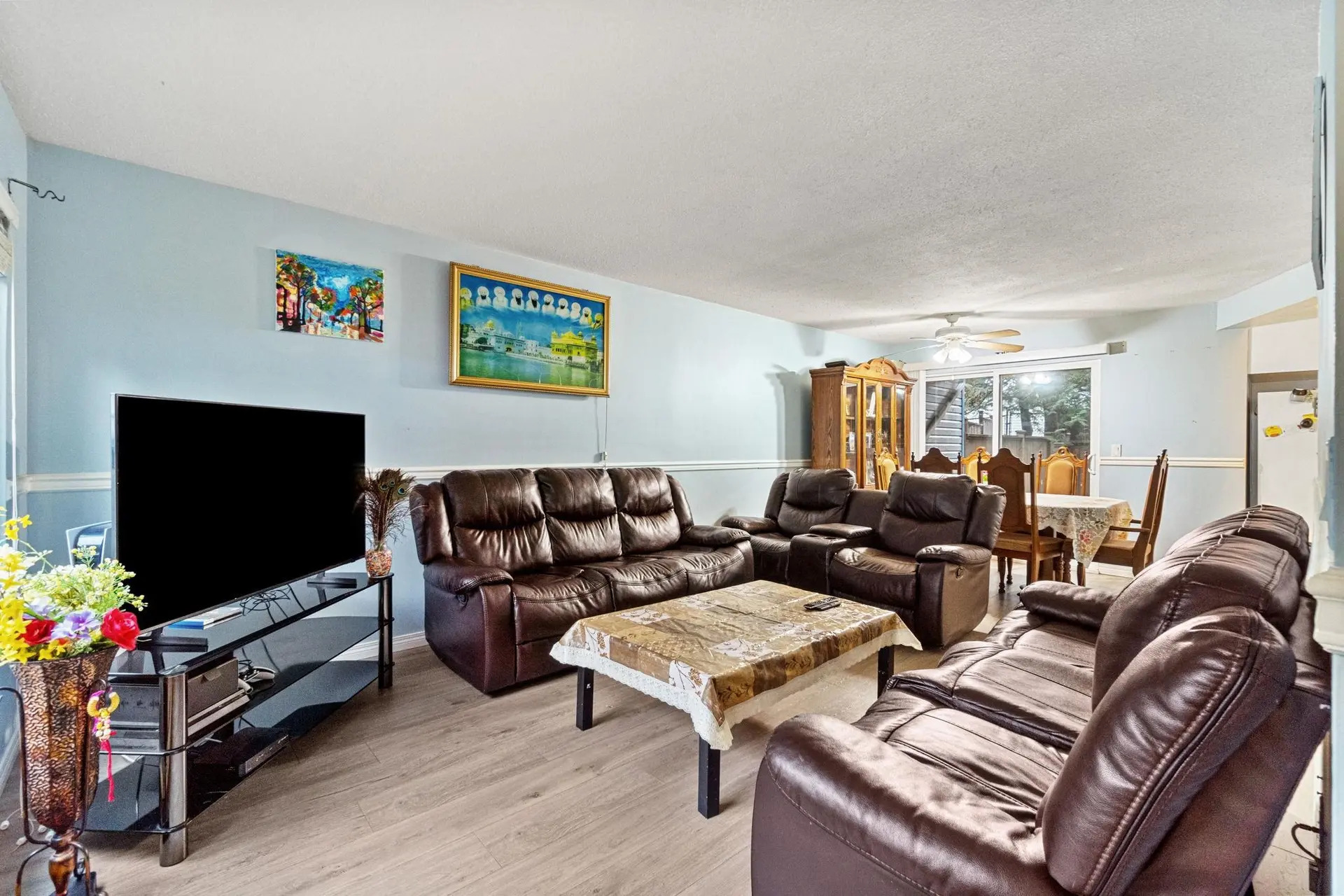 #12 32310 Mouat Drive - Image 3
