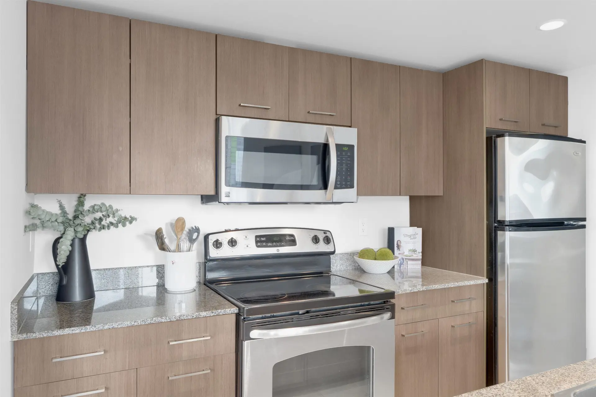 #1507 1212 Howe Street - Image 12
