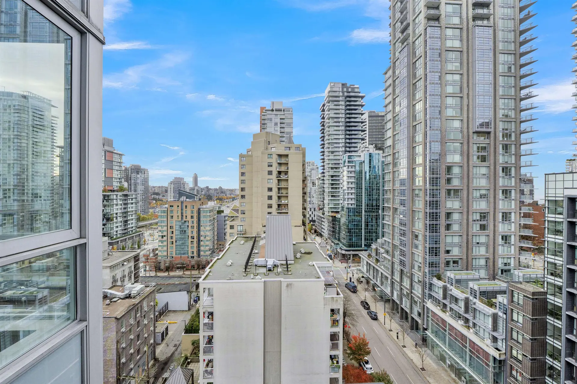 #1507 1212 Howe Street - Image 20