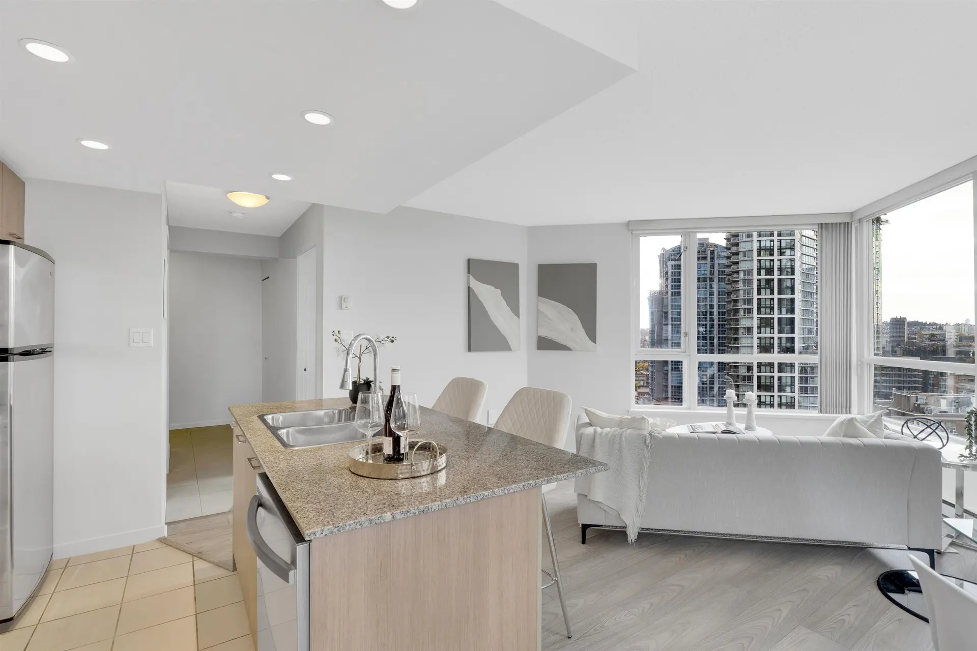 #1507 1212 Howe Street - Image 18