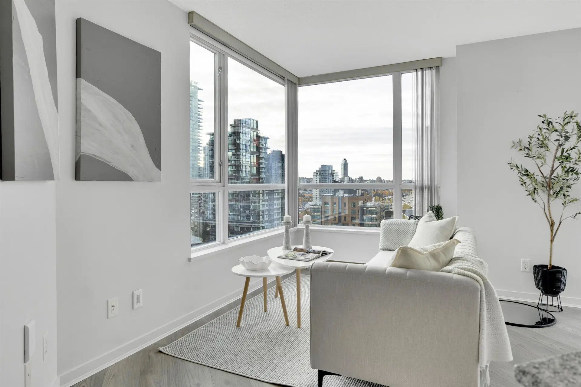 #1507 1212 Howe Street - Image 15