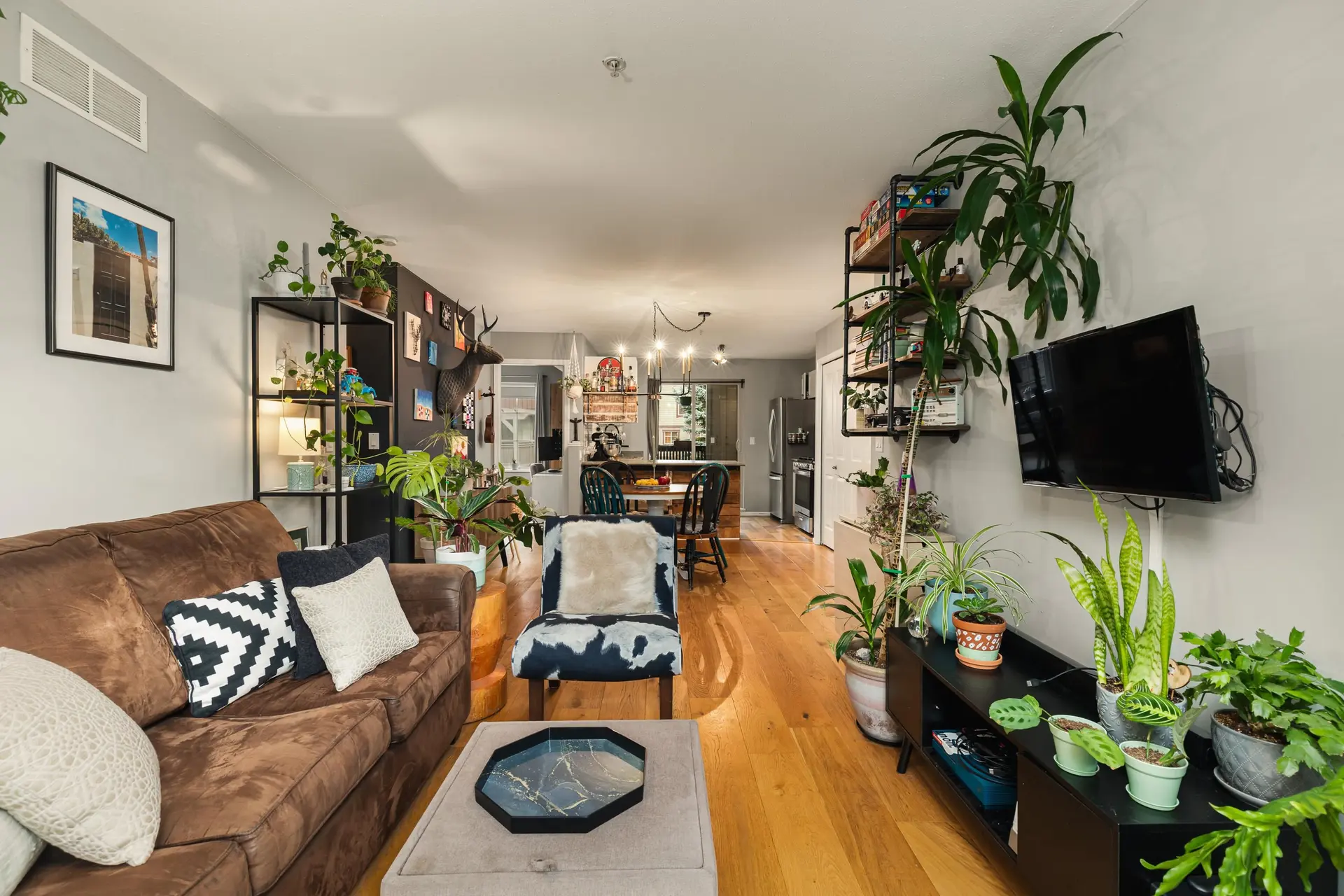 #9 1447 Vine Road - Image 10