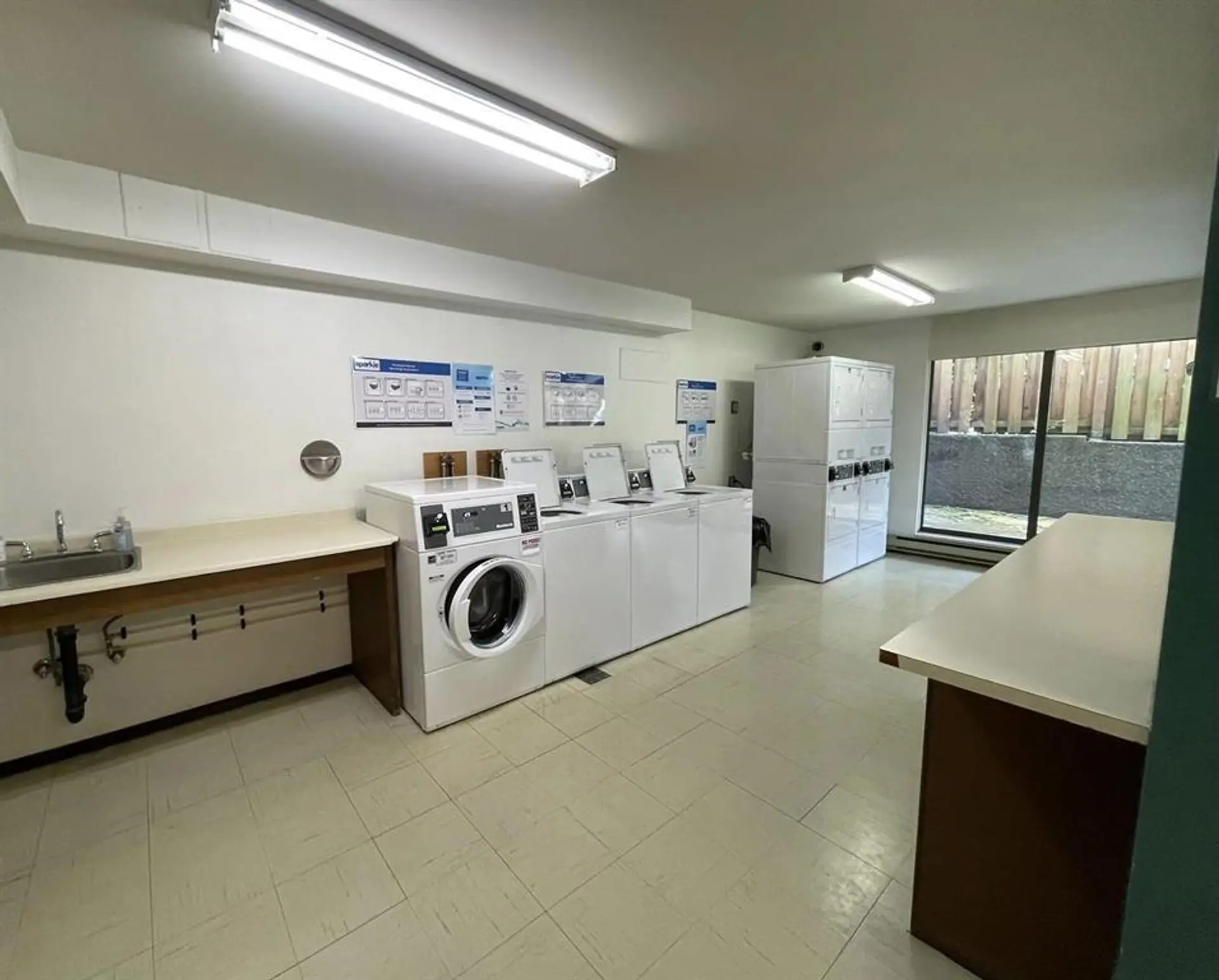 #207 1080 Broughton Street - Image 16