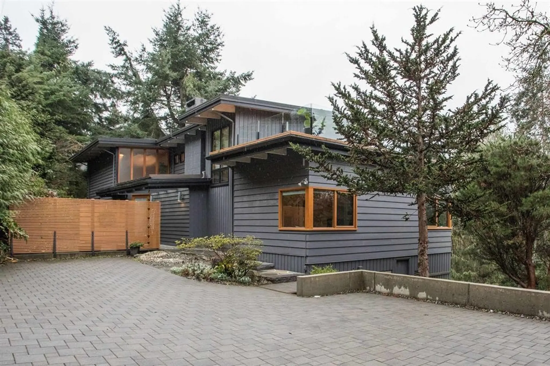 Property at 6080 EAGLERIDGE DRIVE, West Vancouver, BC