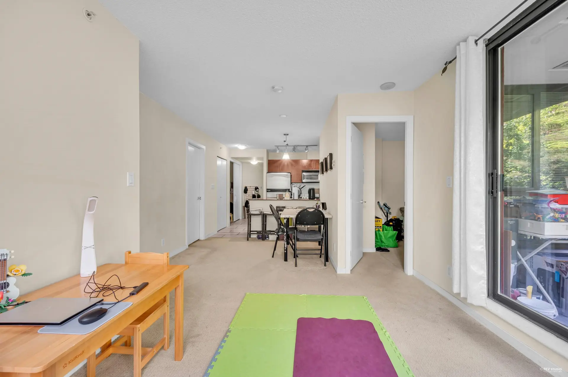 #304 833 Agnes Street - Image 10