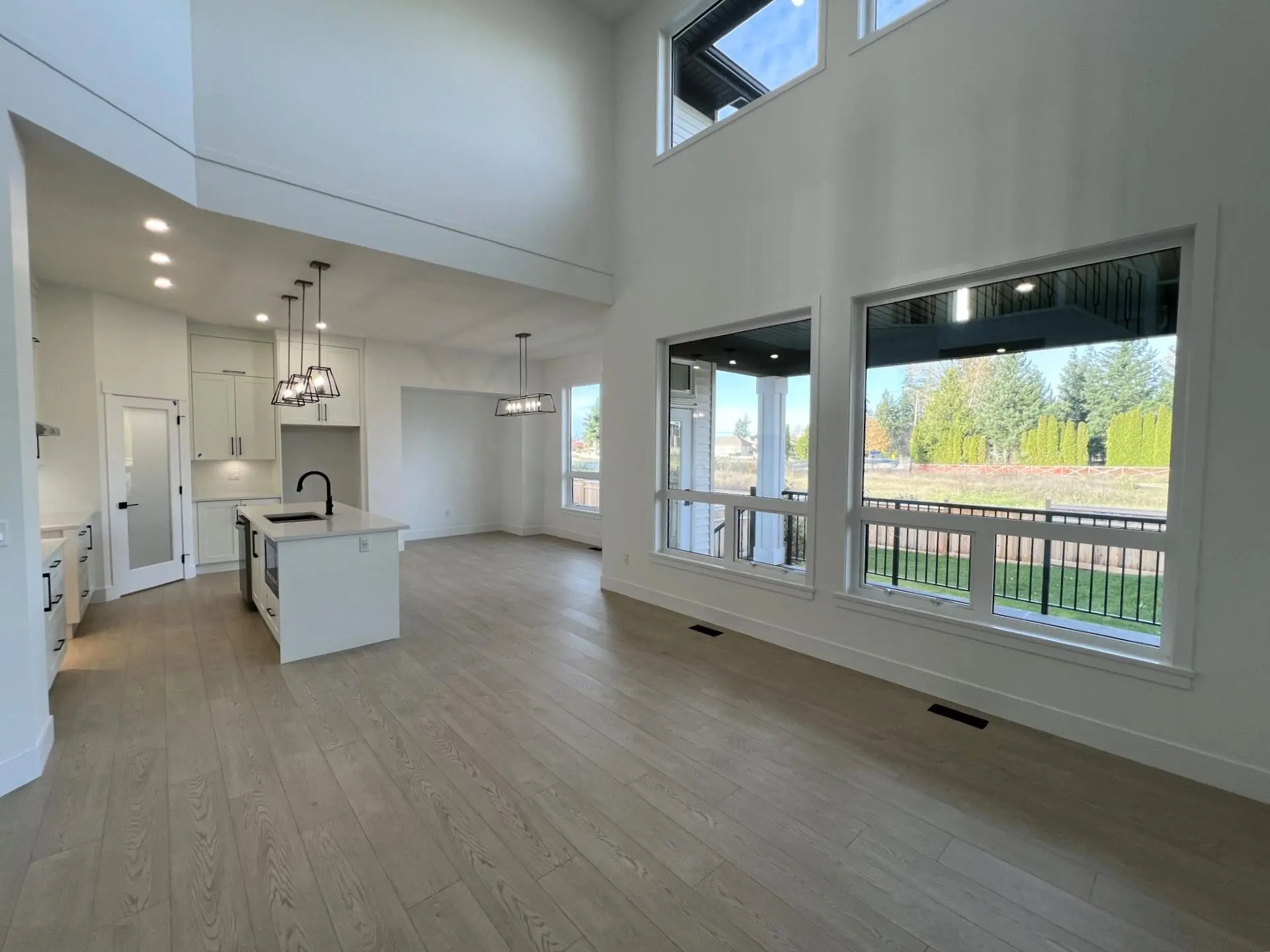 27745 Track Place - Image 3