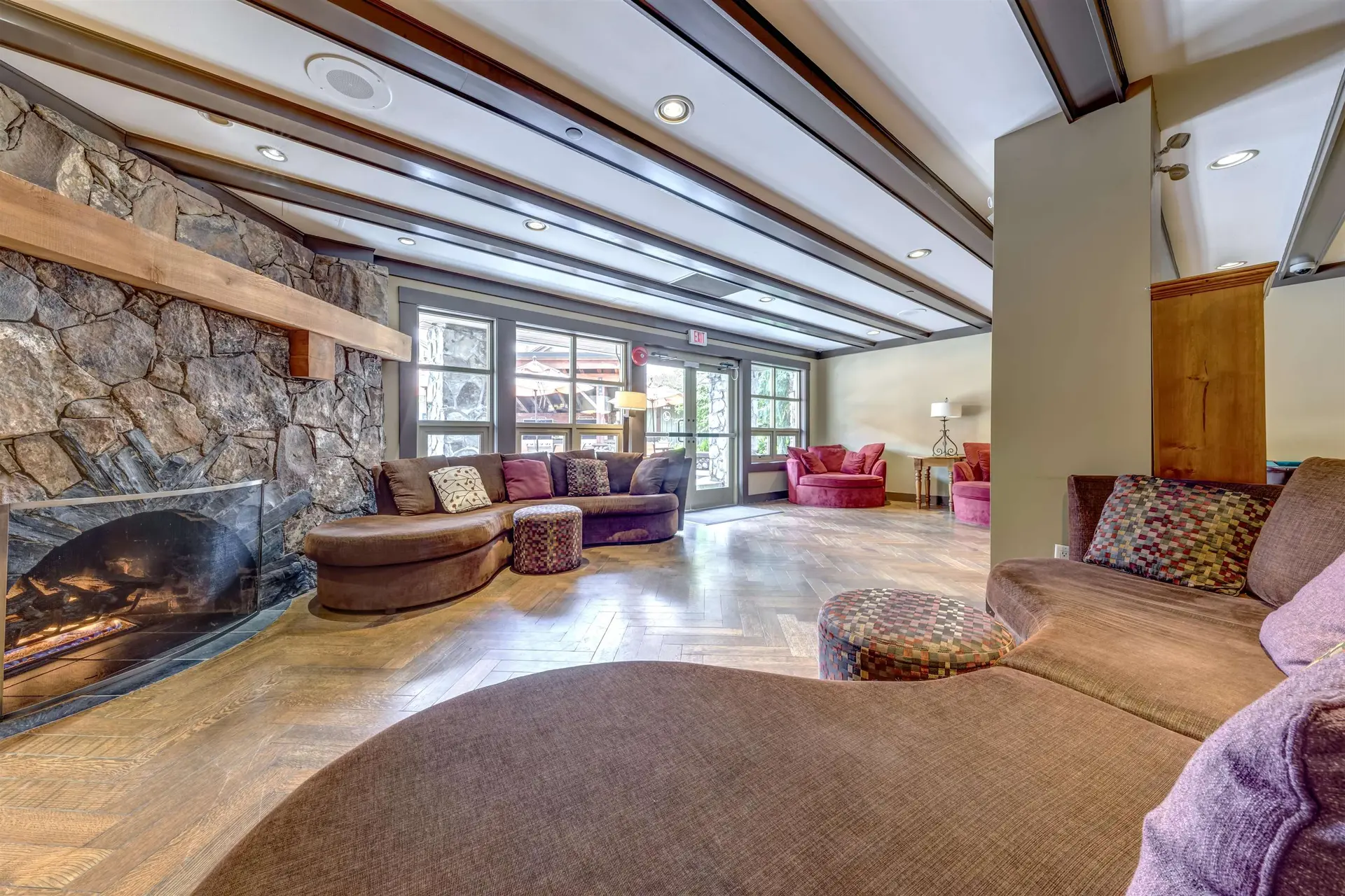 #521D 2036 London Lane - Image 4