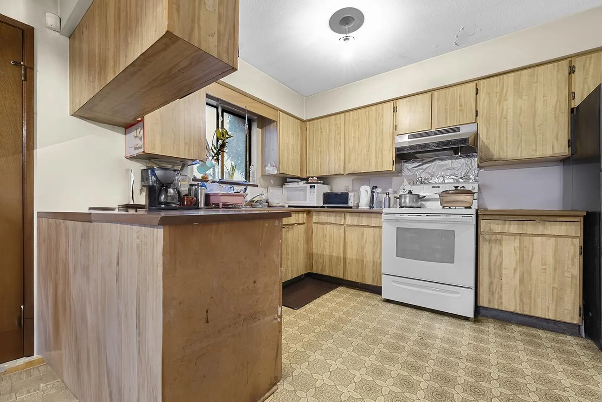 1710 Island Avenue - Image 8