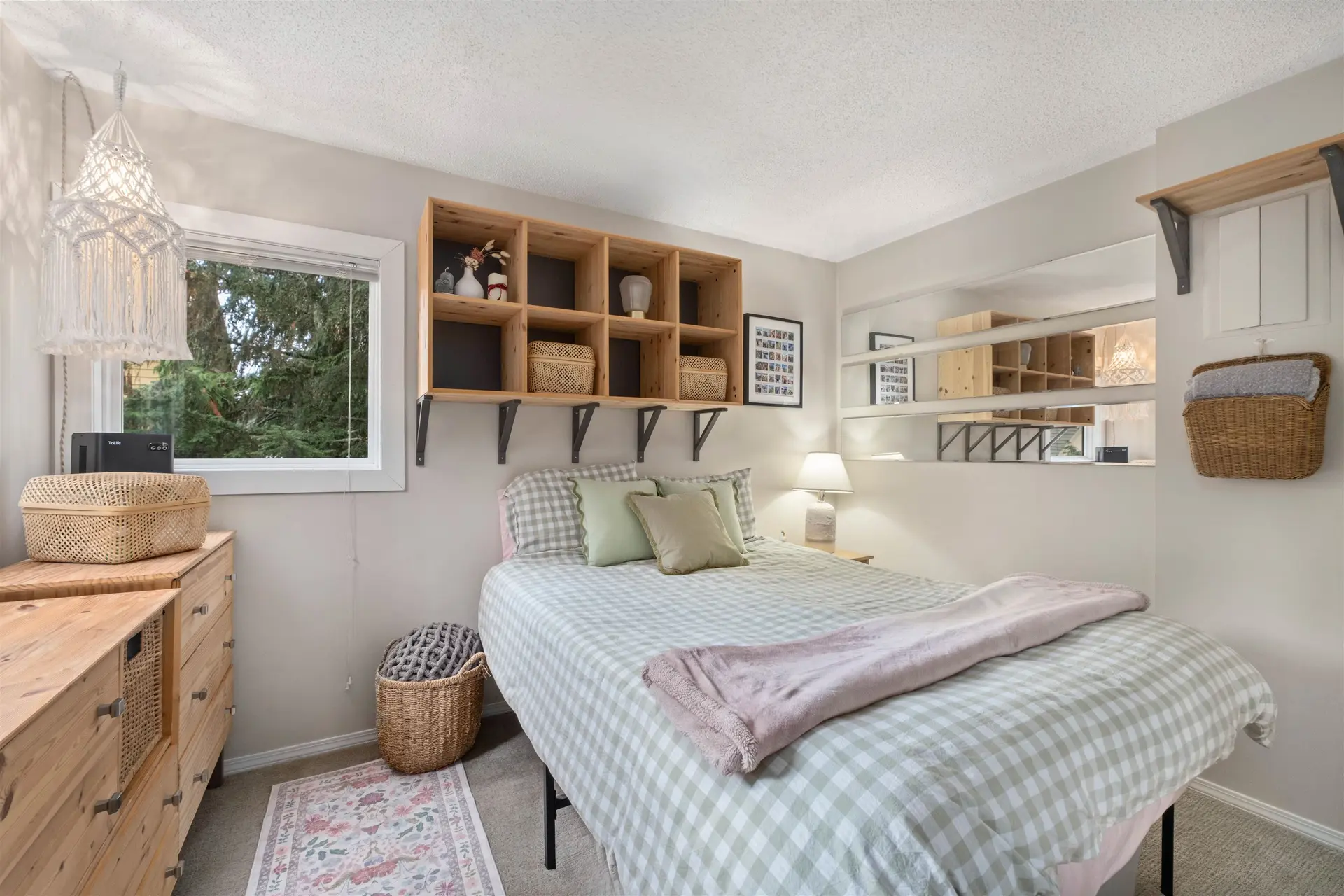 #4 2126 Sarajevo Drive - Image 9