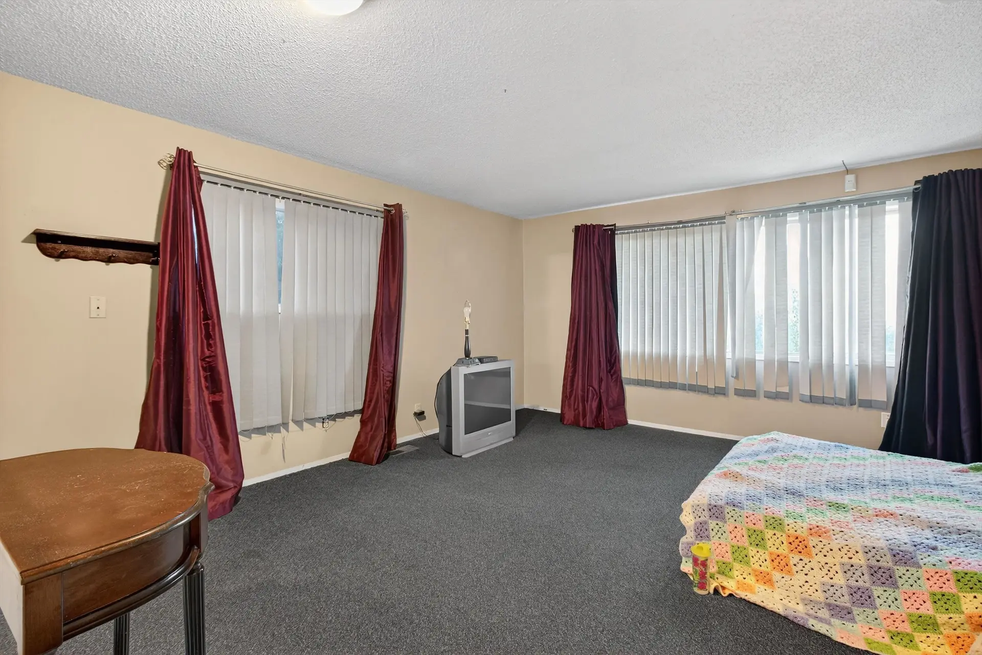 32046 Dormick Avenue - Image 8