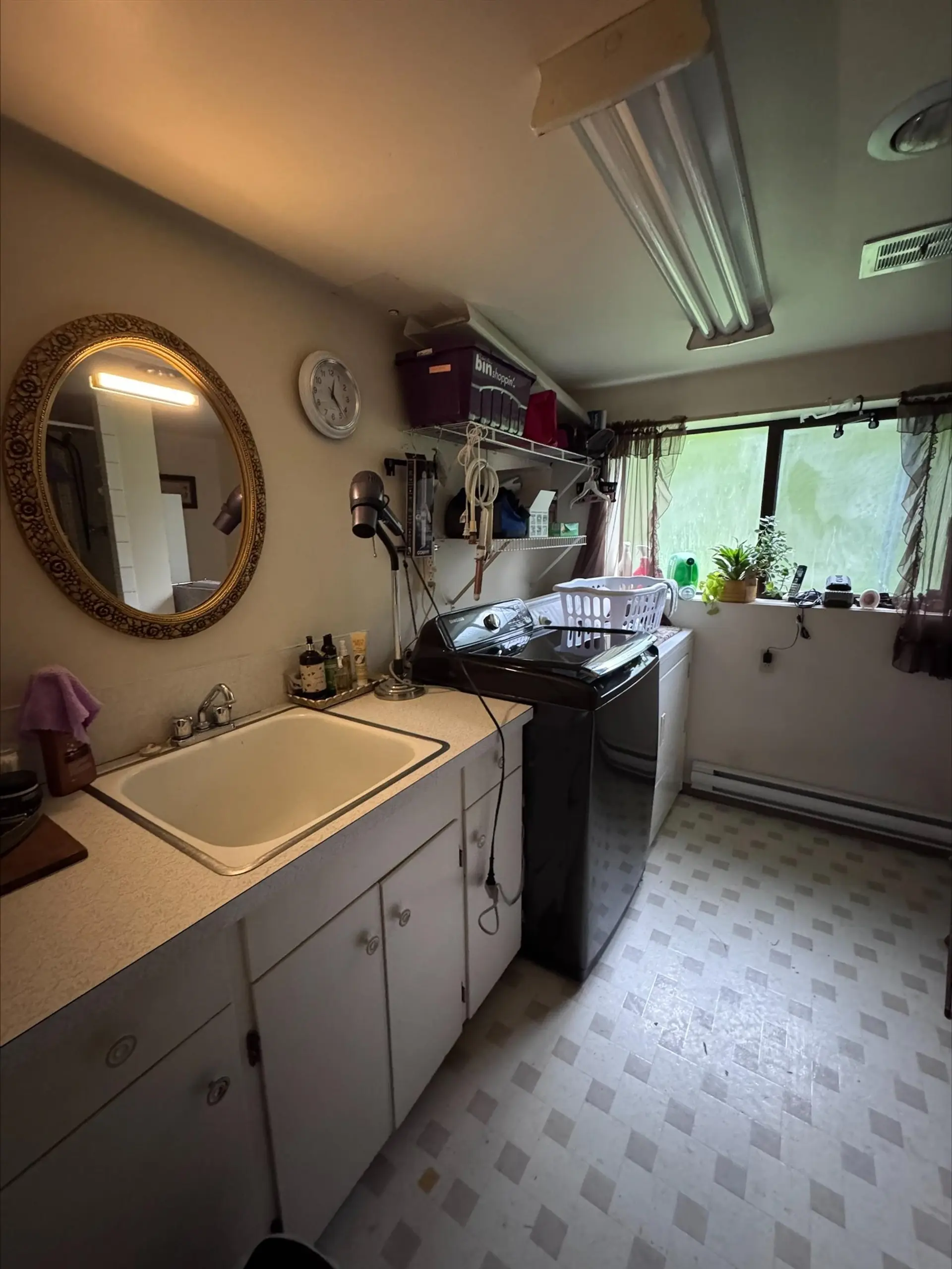 10105 Bonavista Street - Image 10
