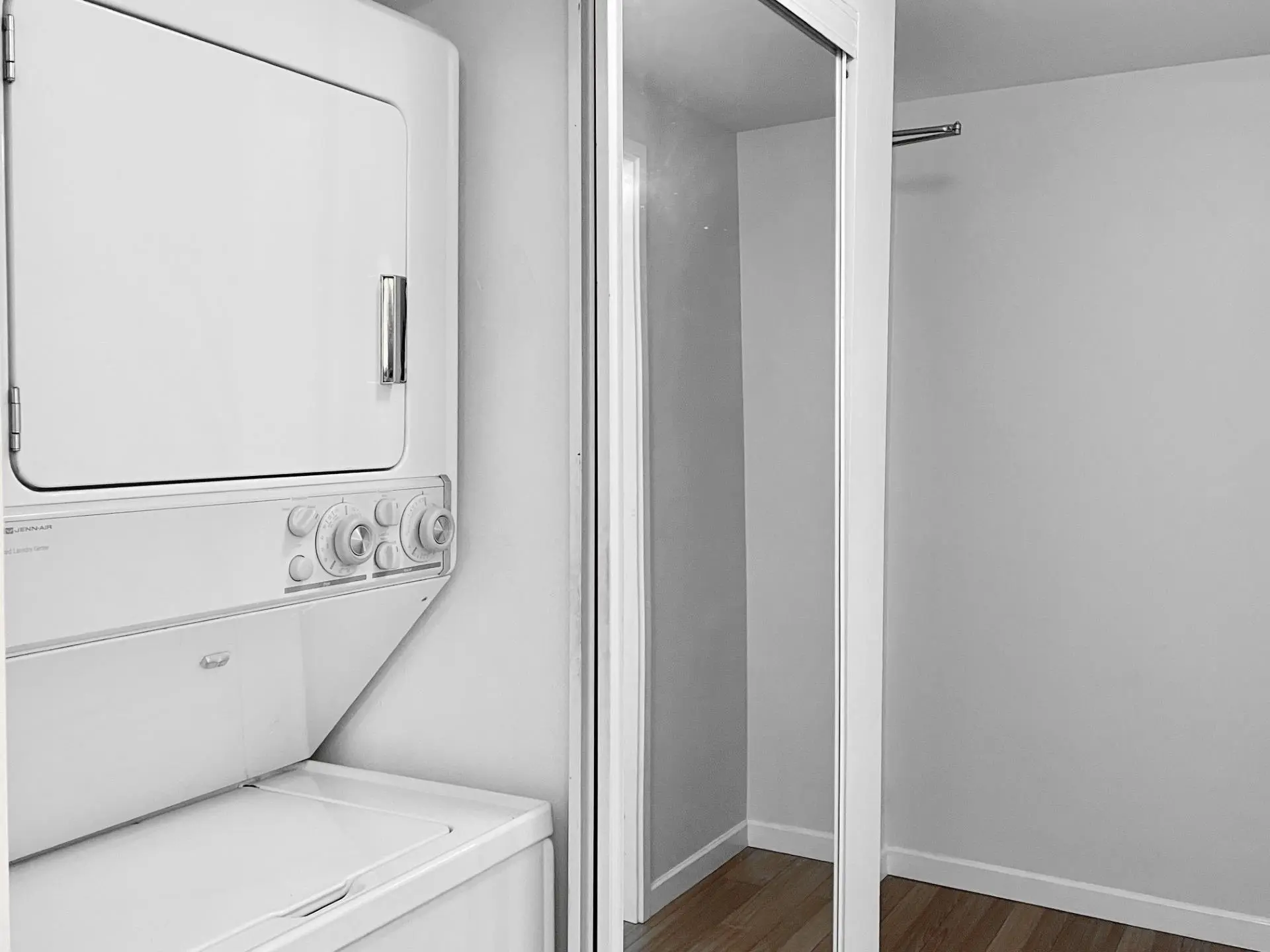 Property at #807 555 JERVIS STREET, Vancouver, BC