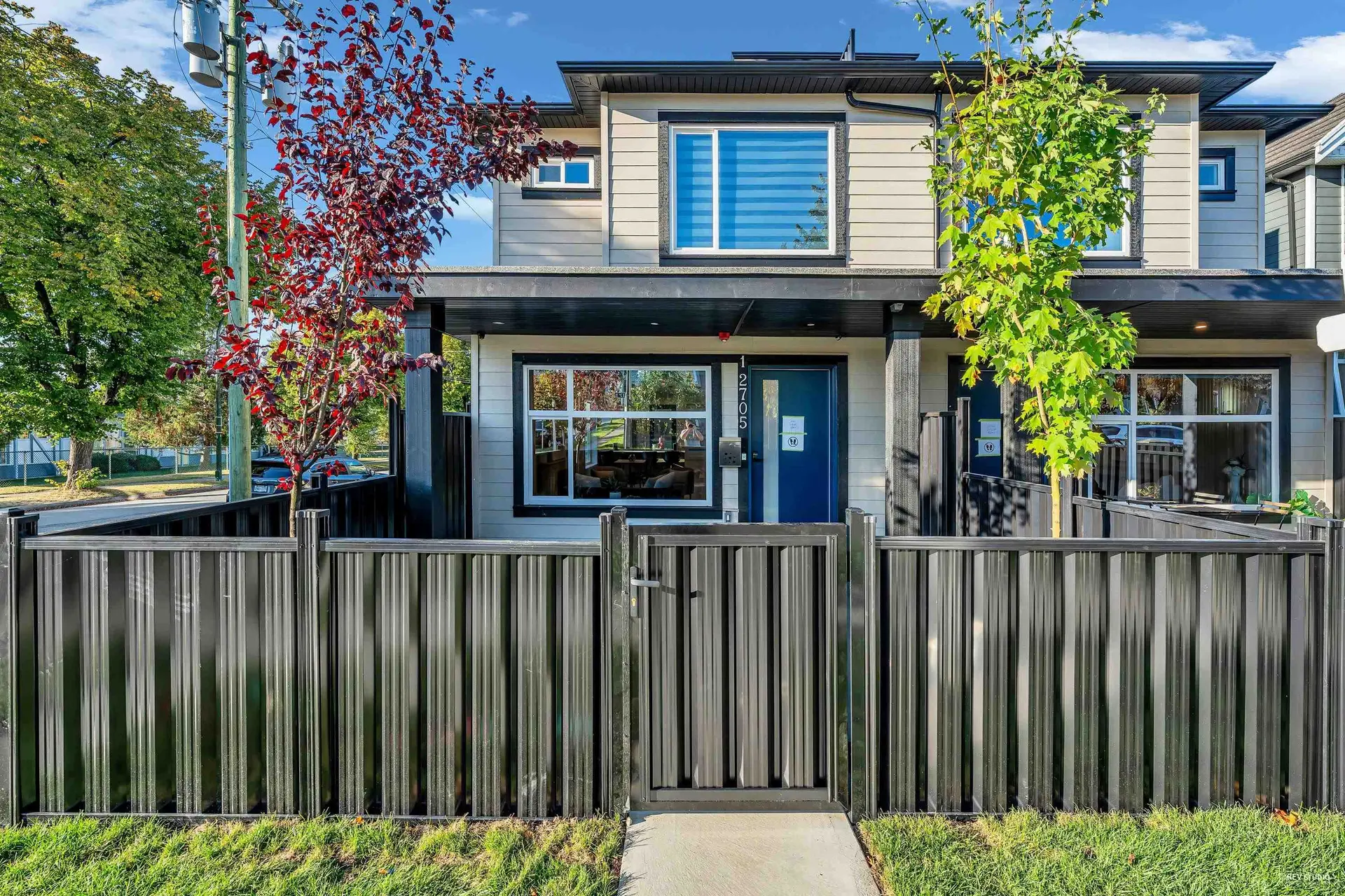 #1 2705 E 3rd Avenue - Image 12