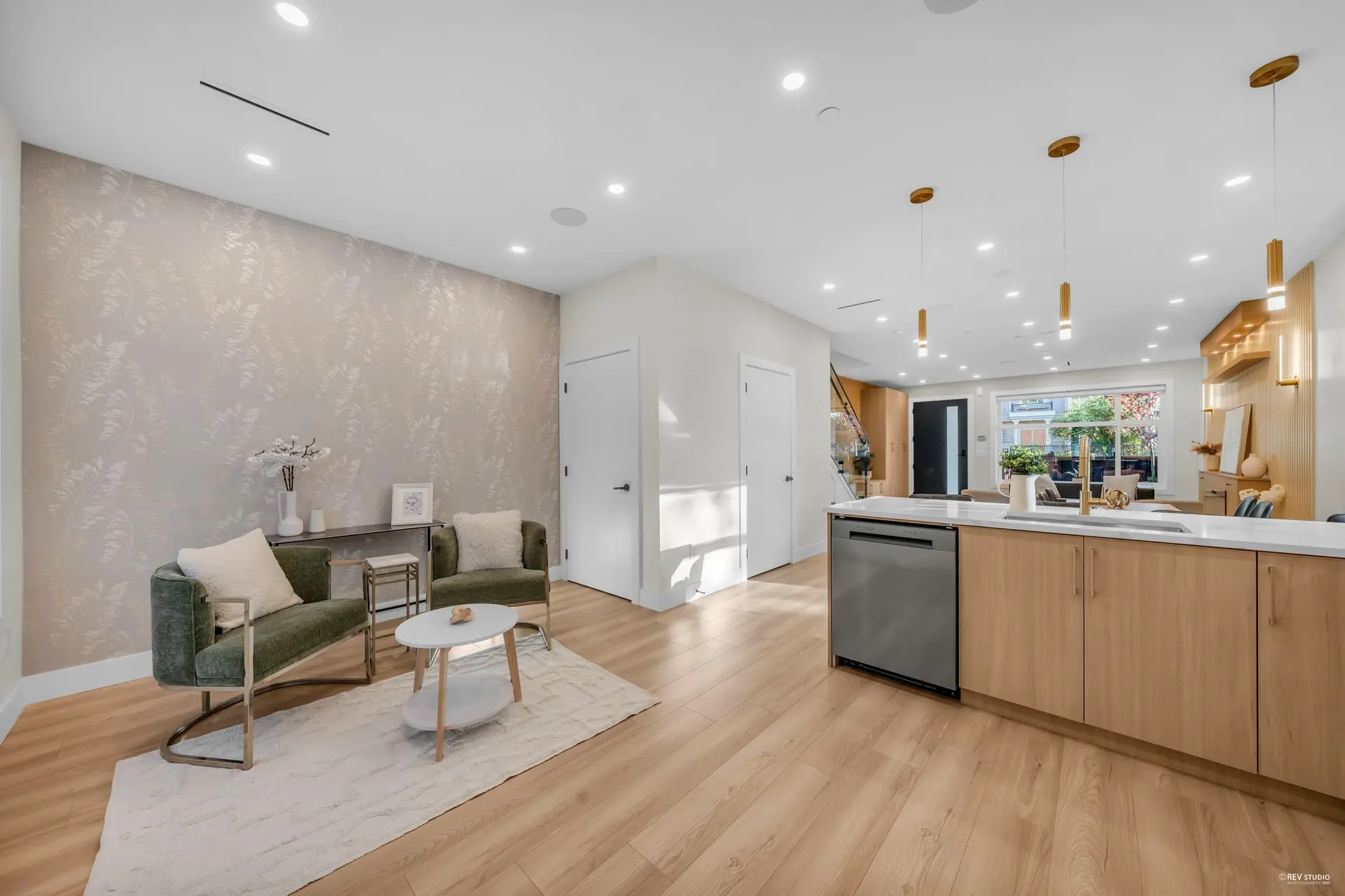 #1 2705 E 3rd Avenue - Image 3