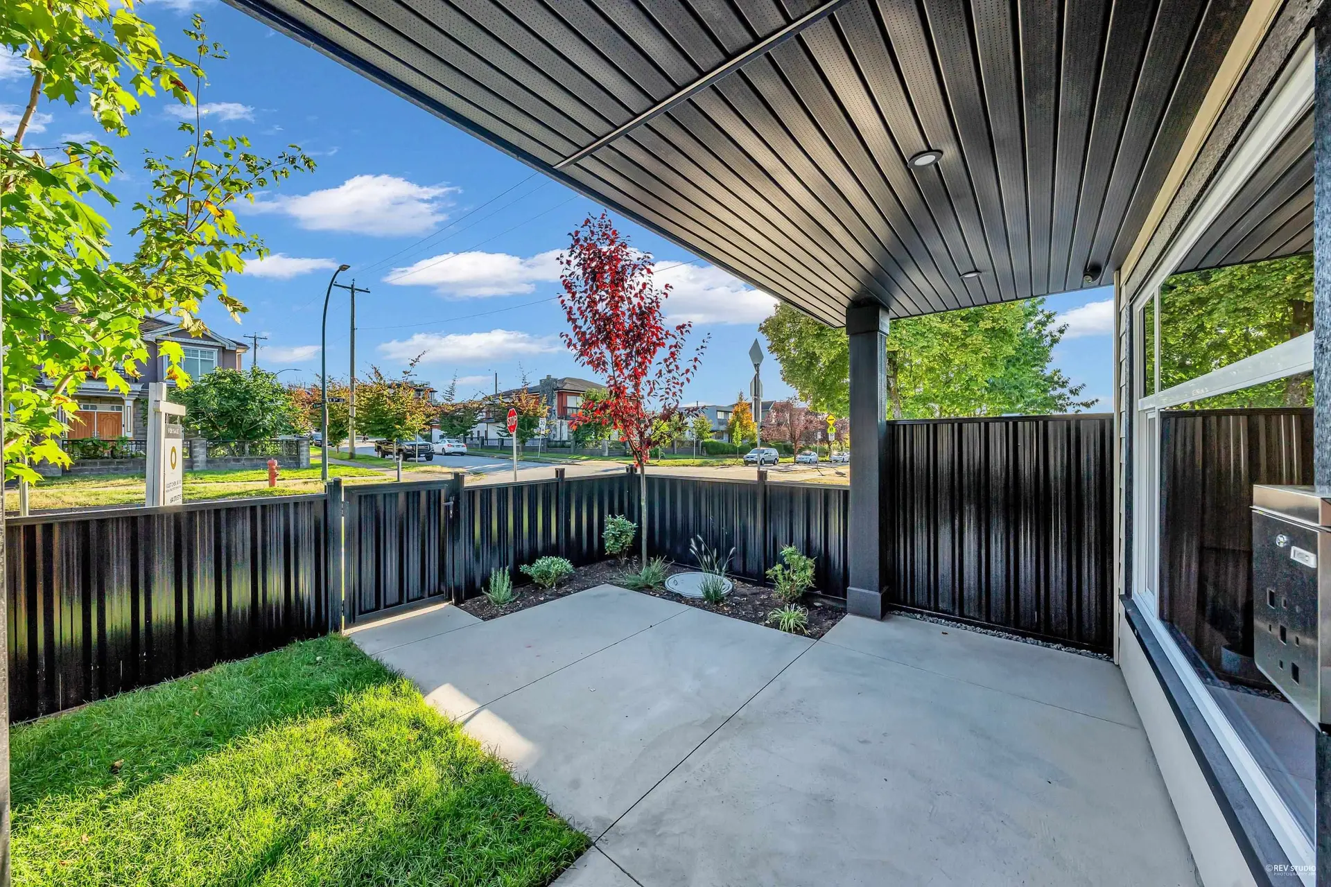 #1 2705 E 3rd Avenue - Image 11