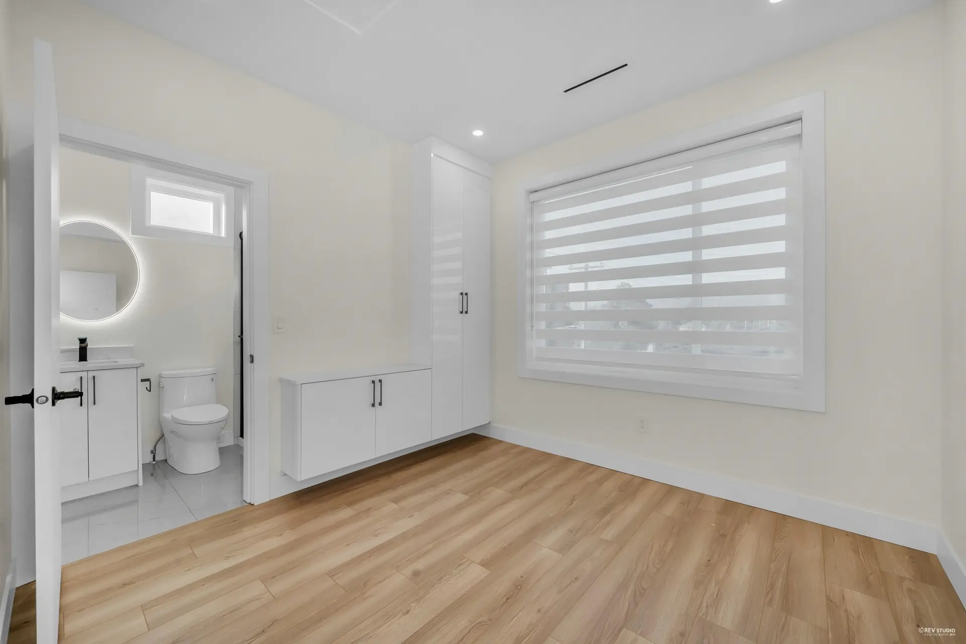 #1 2705 E 3rd Avenue - Image 8