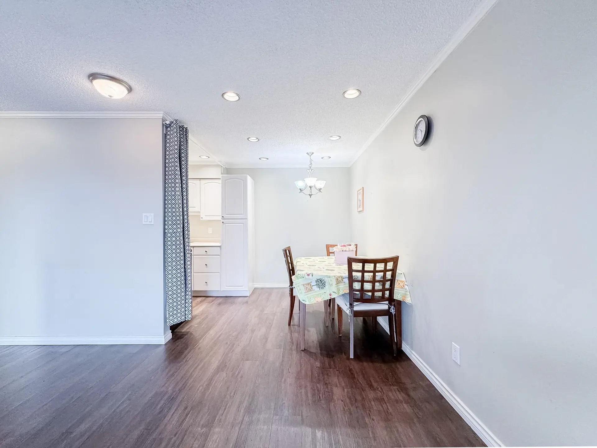 Property at #211 910 FIFTH AVENUE, New Westminster, BC