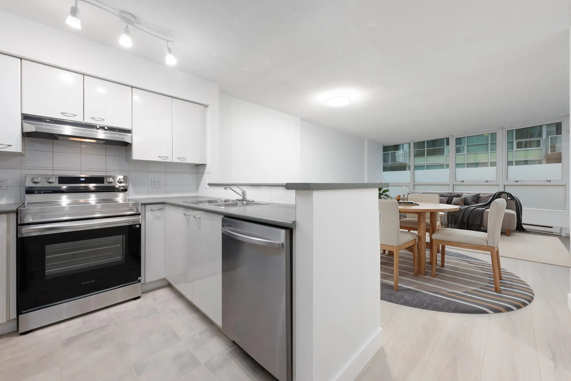 #608 6088 Willingdon Avenue - Image 5