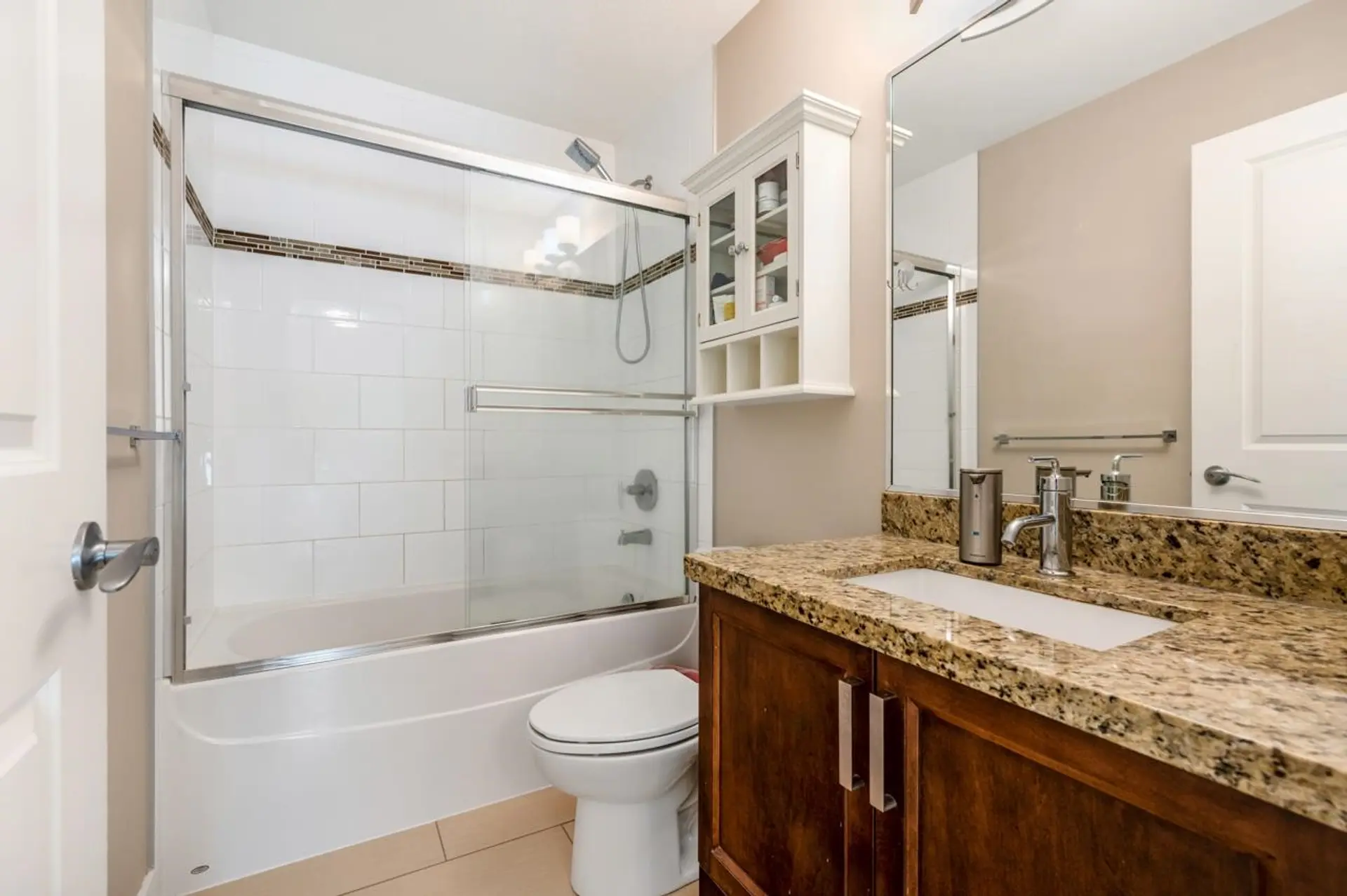 #39 9699 Sills Avenue - Image 16
