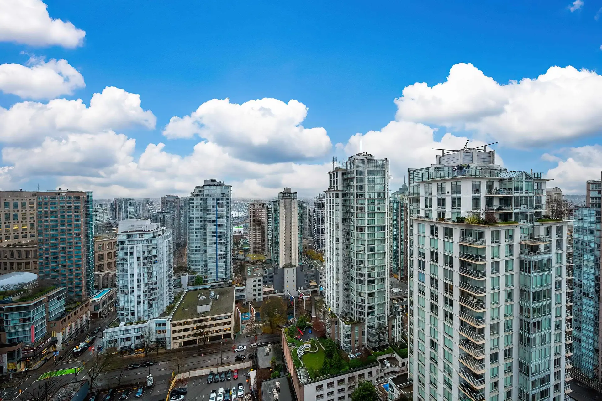#2605 833 Seymour Street - Image 1
