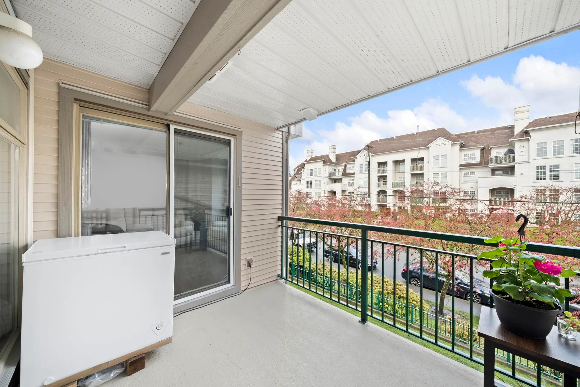 #202 1650 Grant Avenue - Image 17