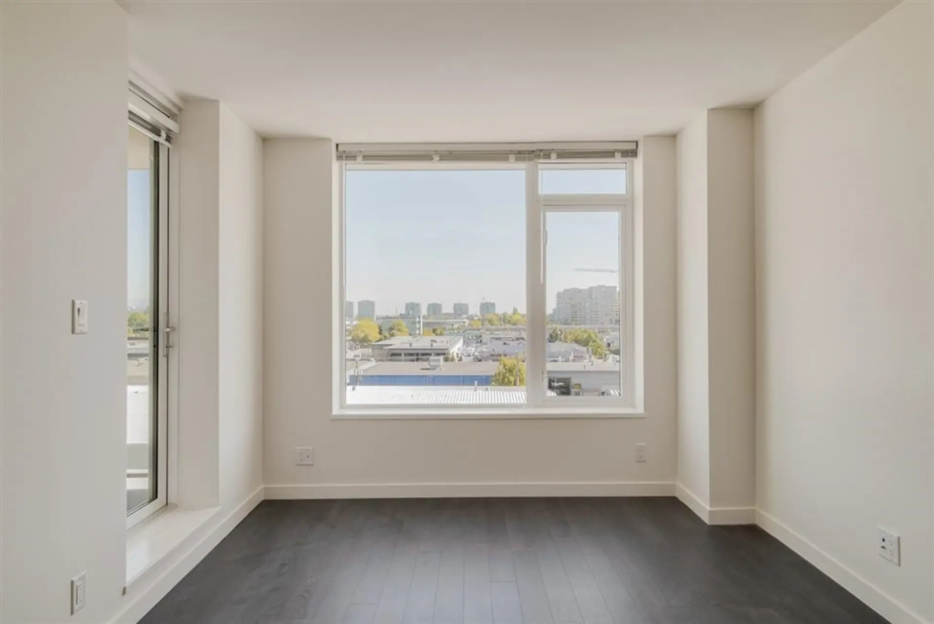 #703 5619 Cedarbridge Way - Image 2